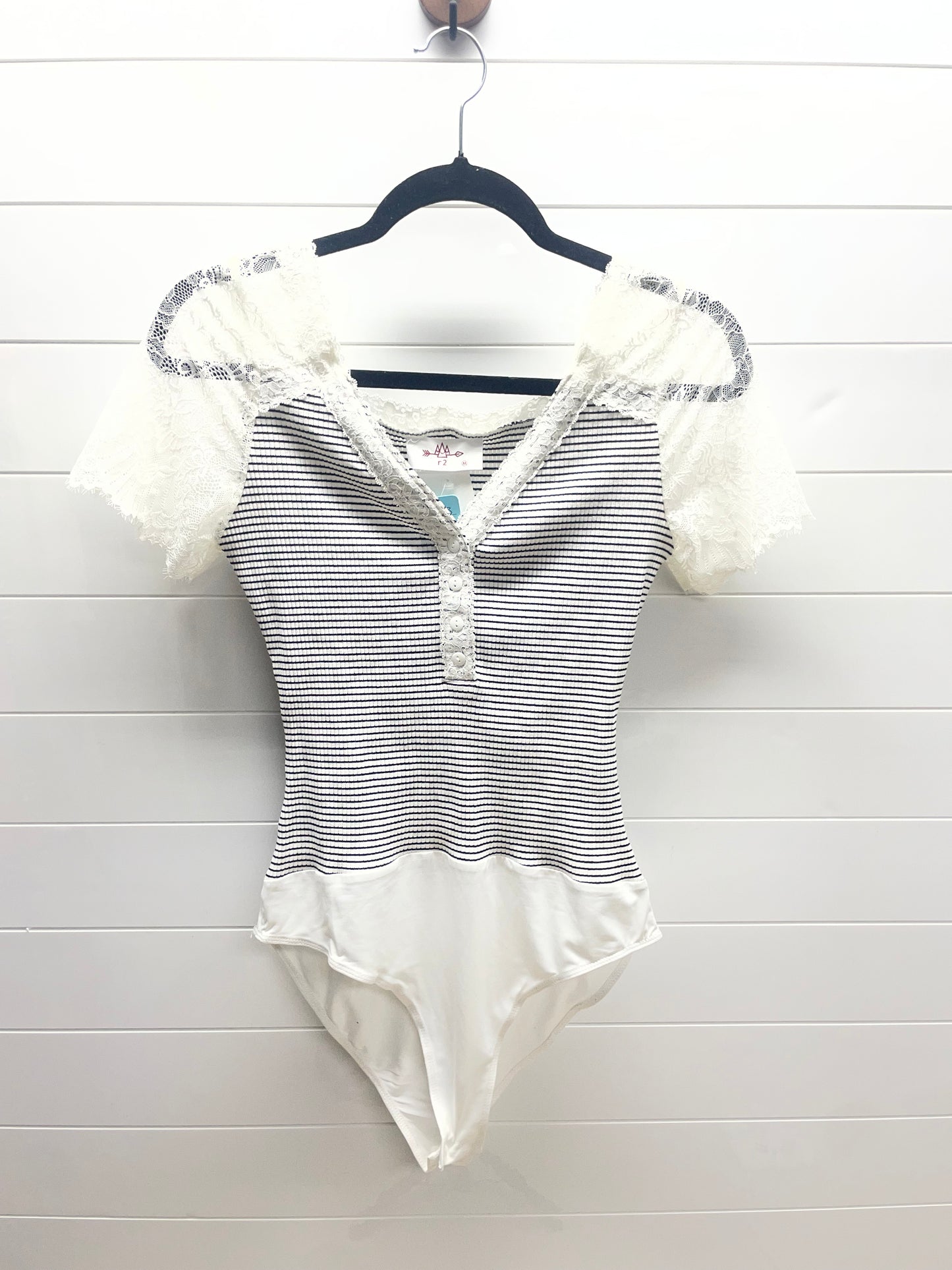 Women’s Medium NWT r2 Bodysuit