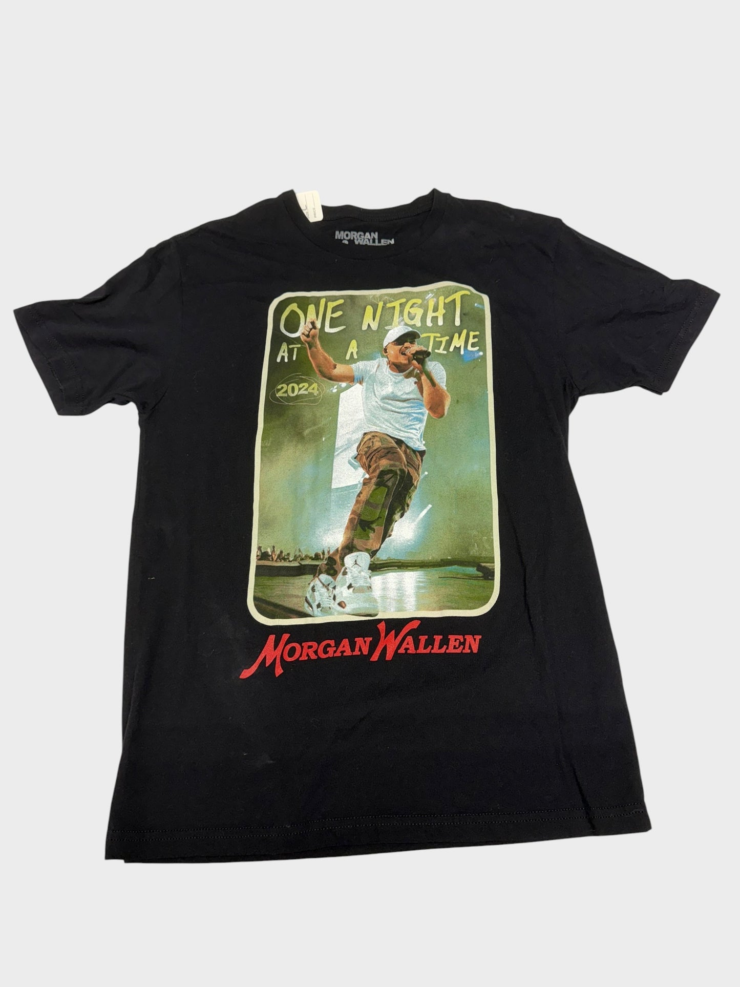 Women’s large Morgan Wallen shirt