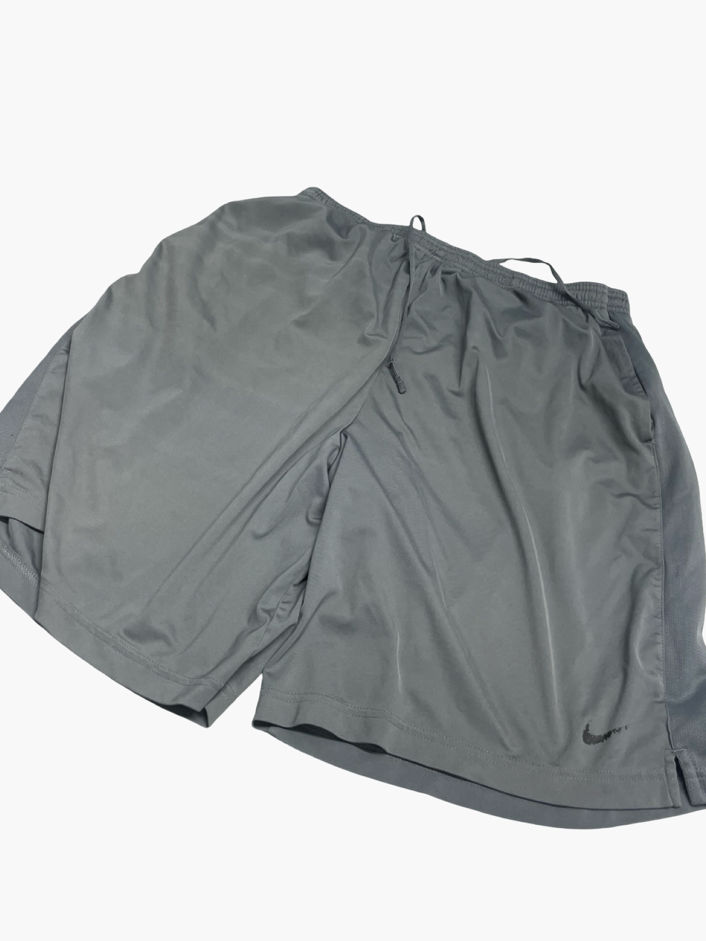 Men’s XL Nike Shorts (Logo Peel)