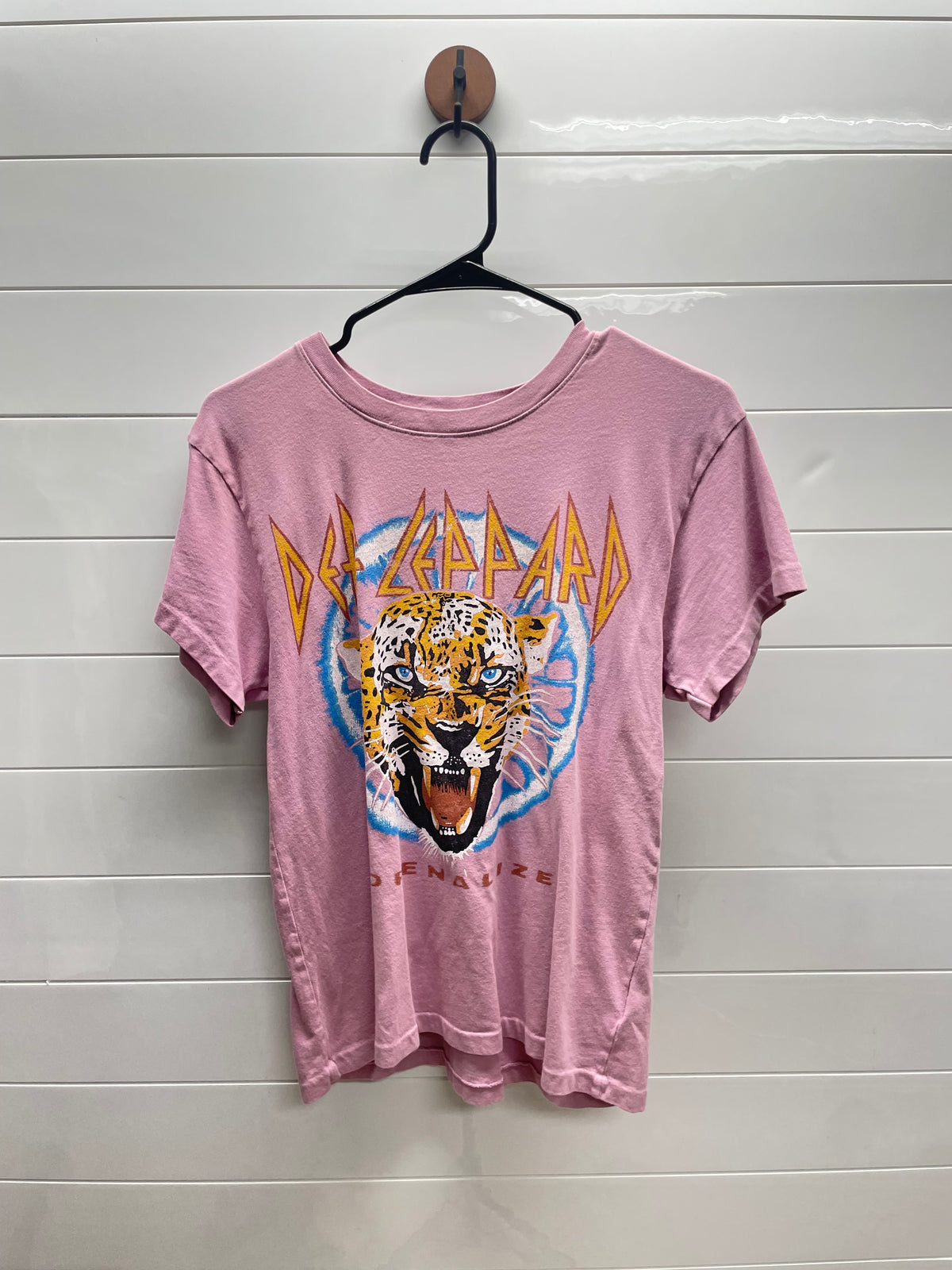 Women’s small tee