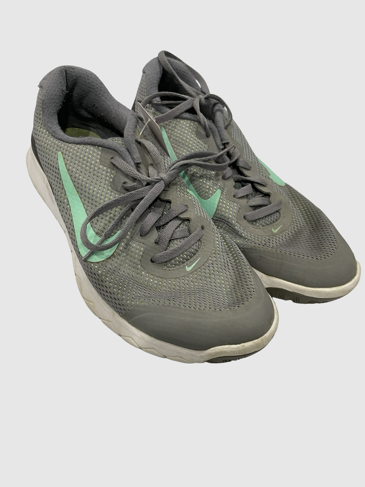 Women’s 8 Nikes