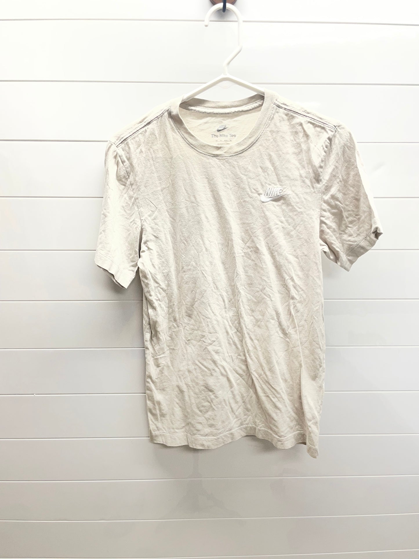Men’s XS Nike Tee