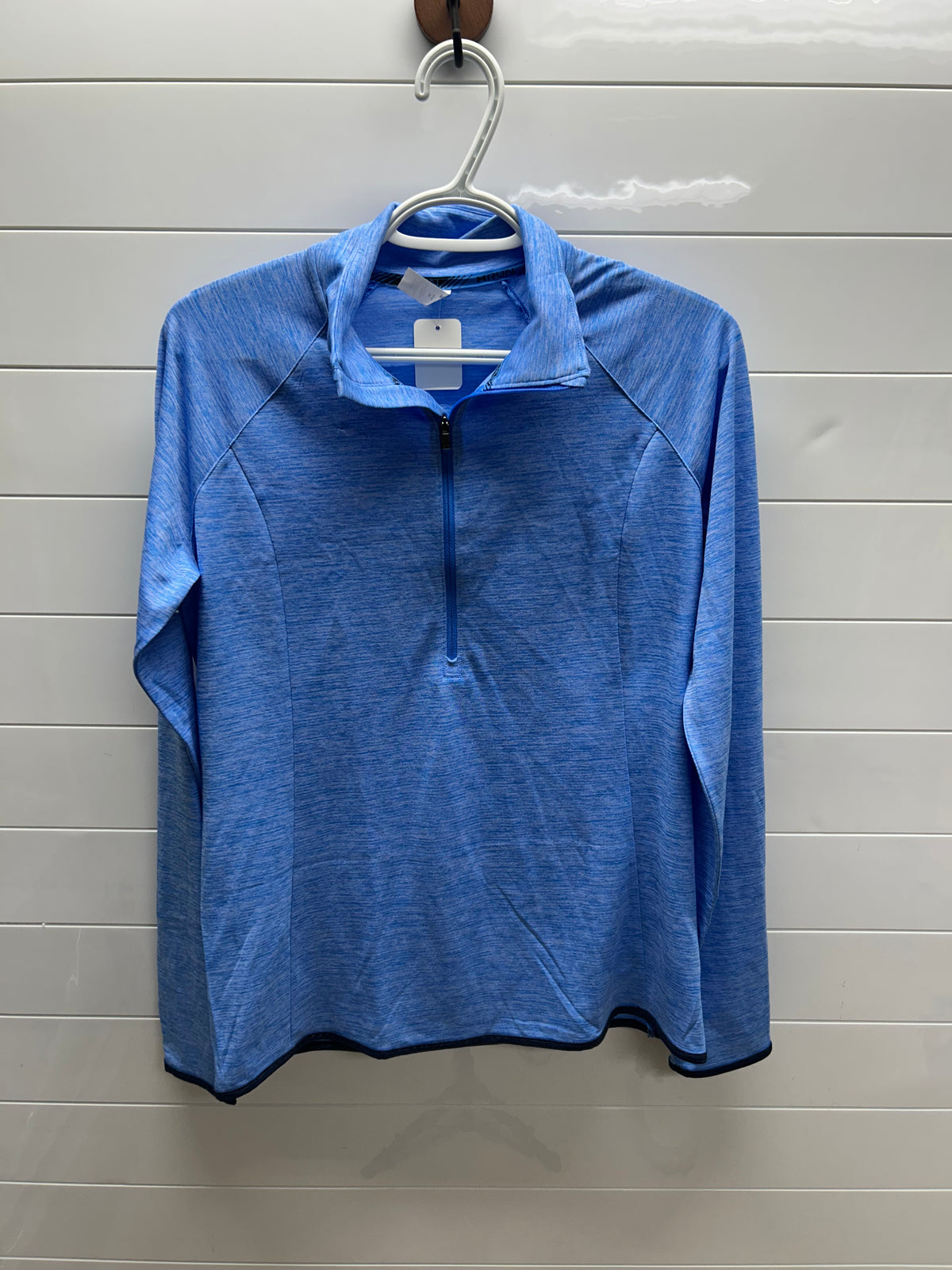 Woman’s medium UA