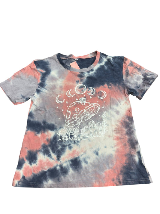 Women’s small graphic shirt