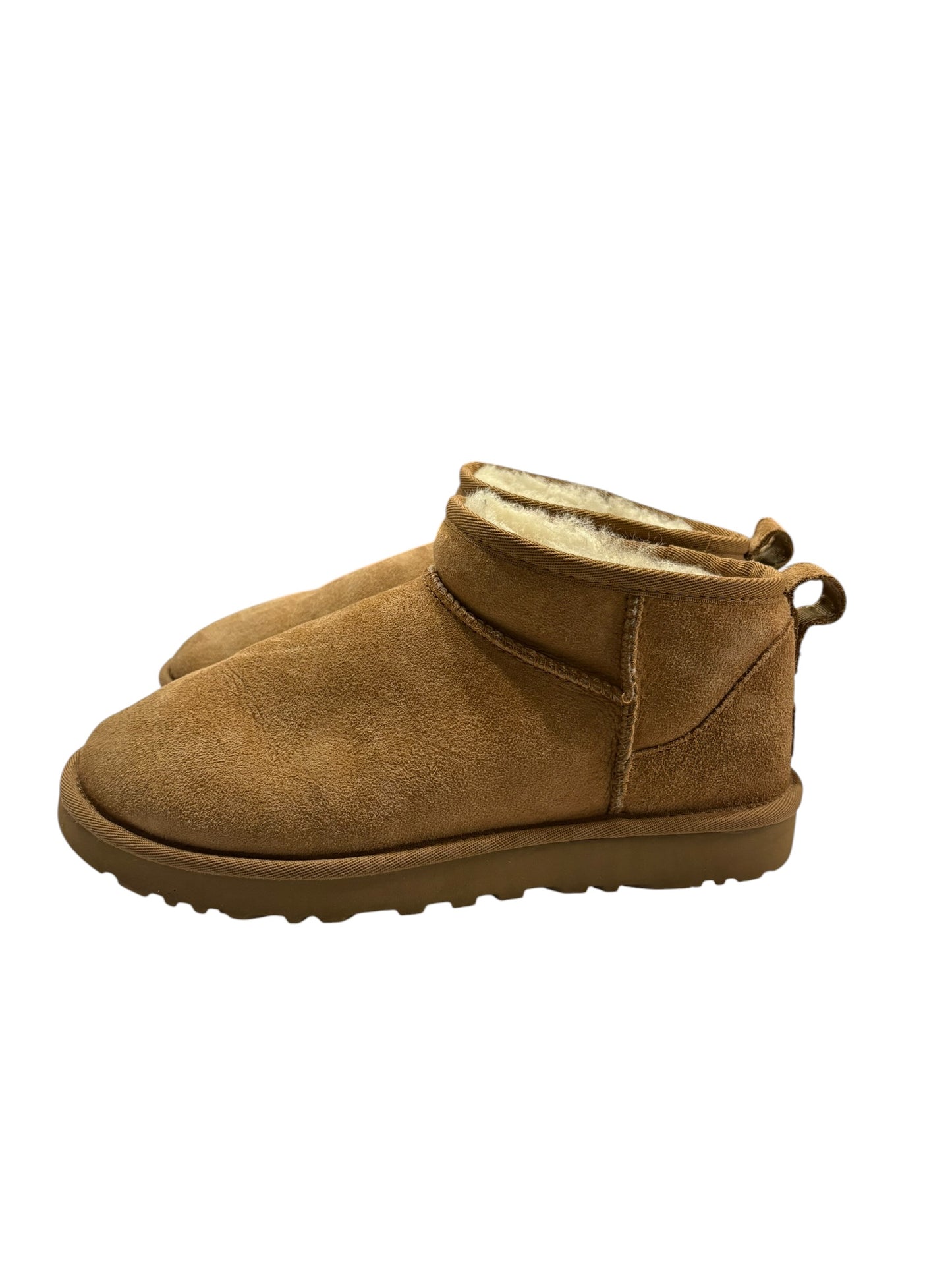 Women’s 8 Ugg