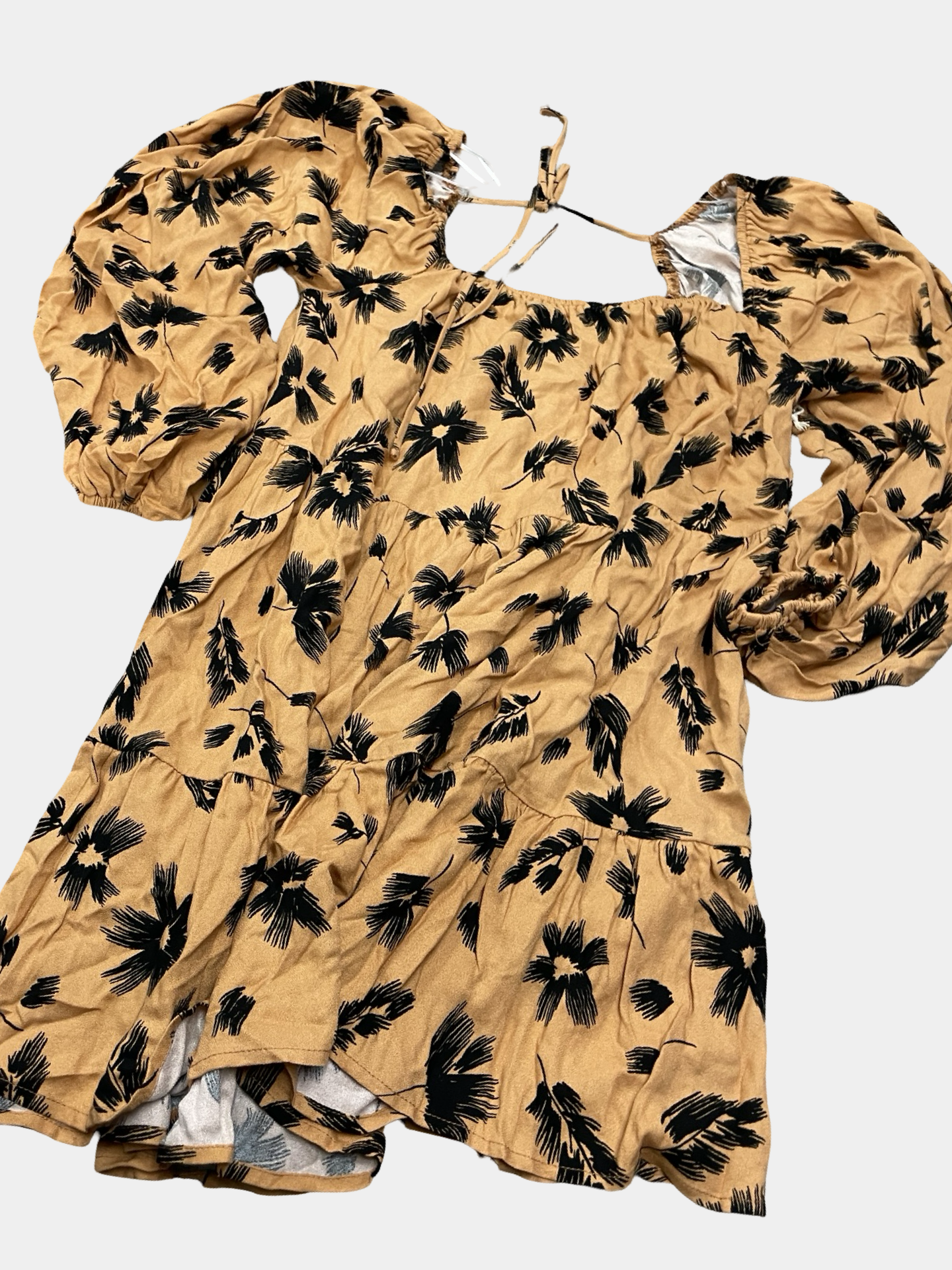 Women’s medium nwt dress
