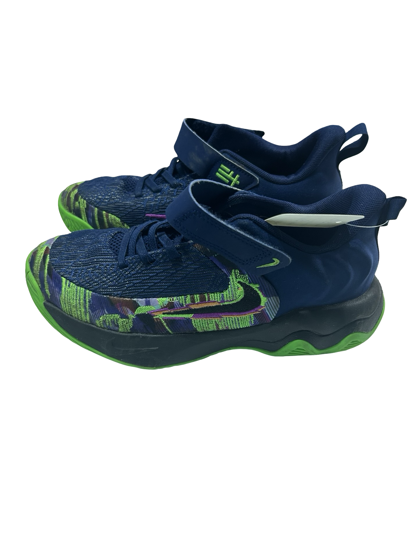 Boys 3 Nike shoes