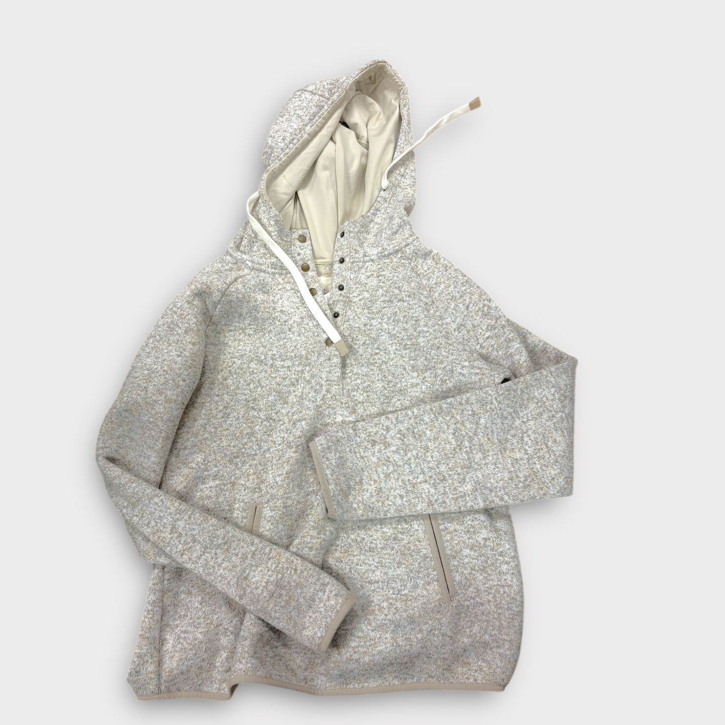 Women’s Thread + Supply quarter button large