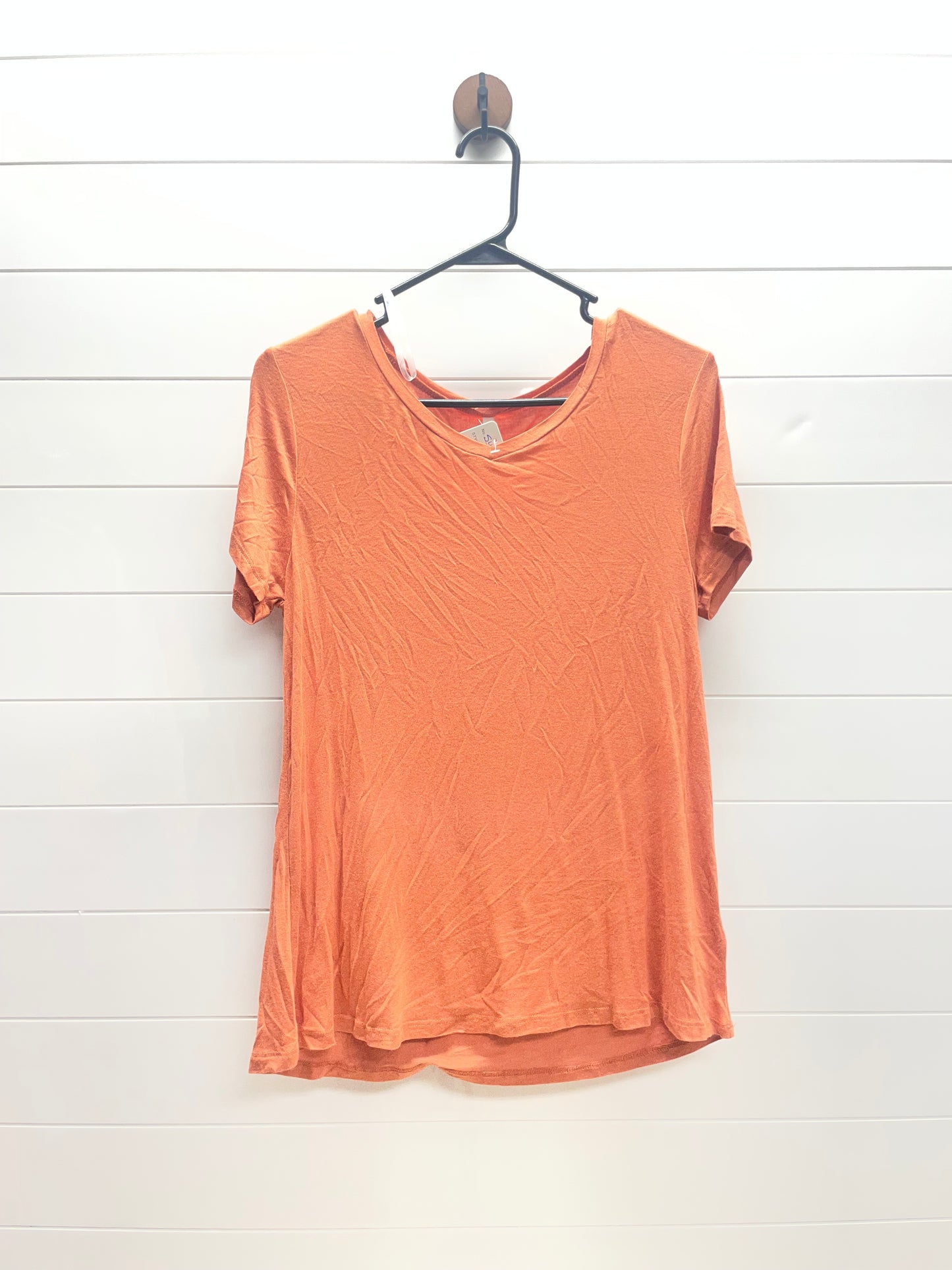 Women’s medium tee