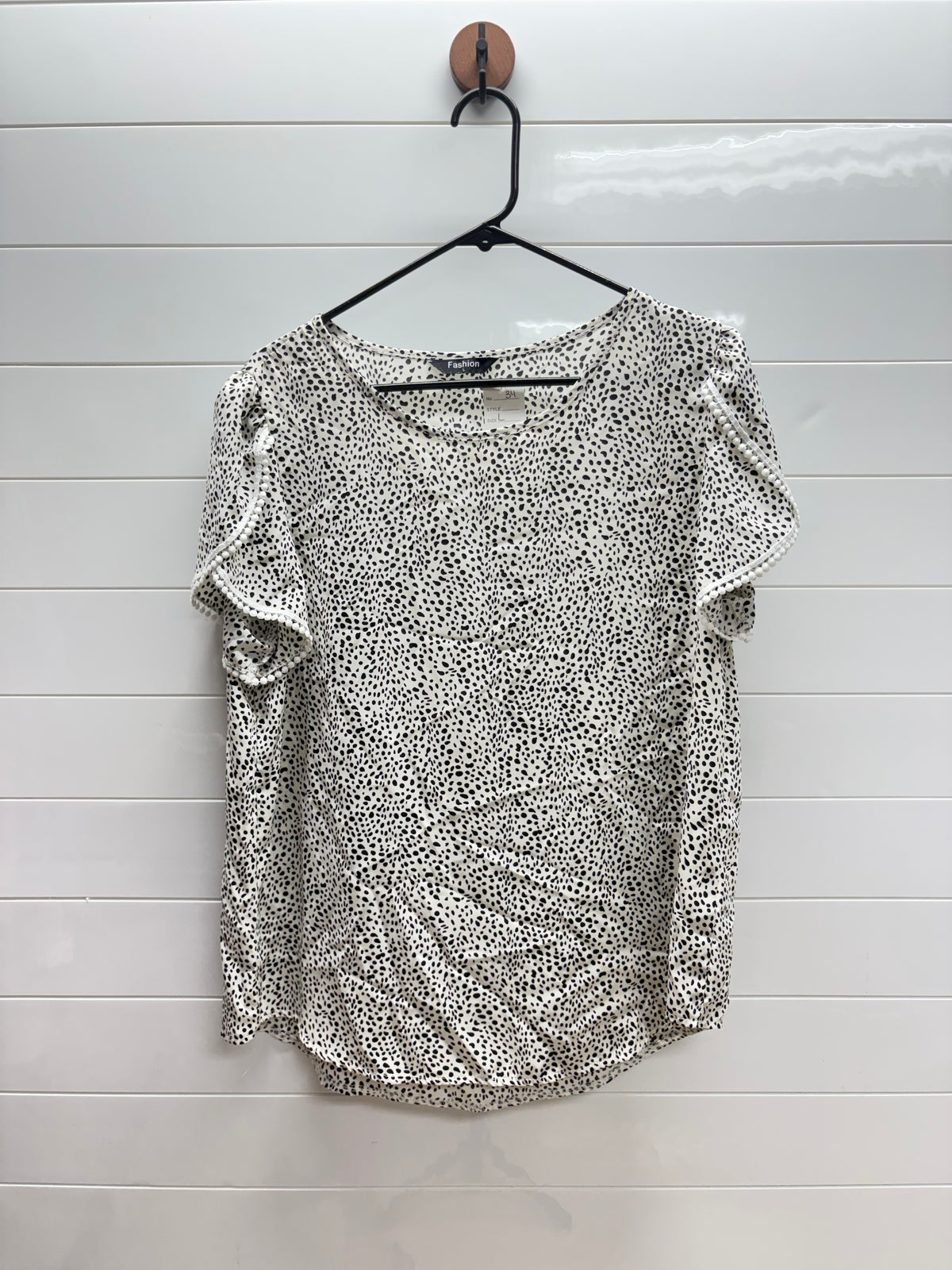 Women’s large shirt