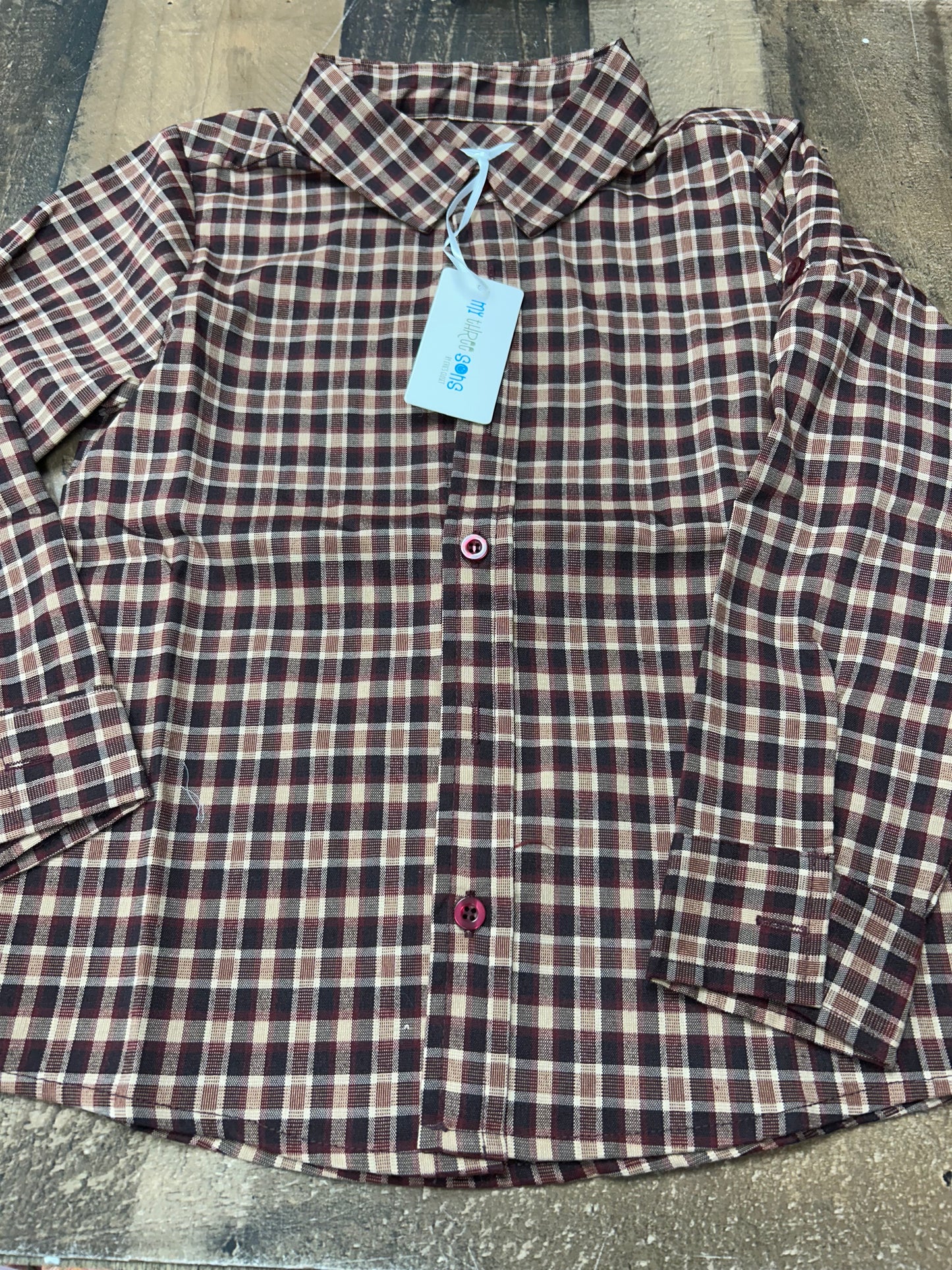 Boys 6 nwt button ip