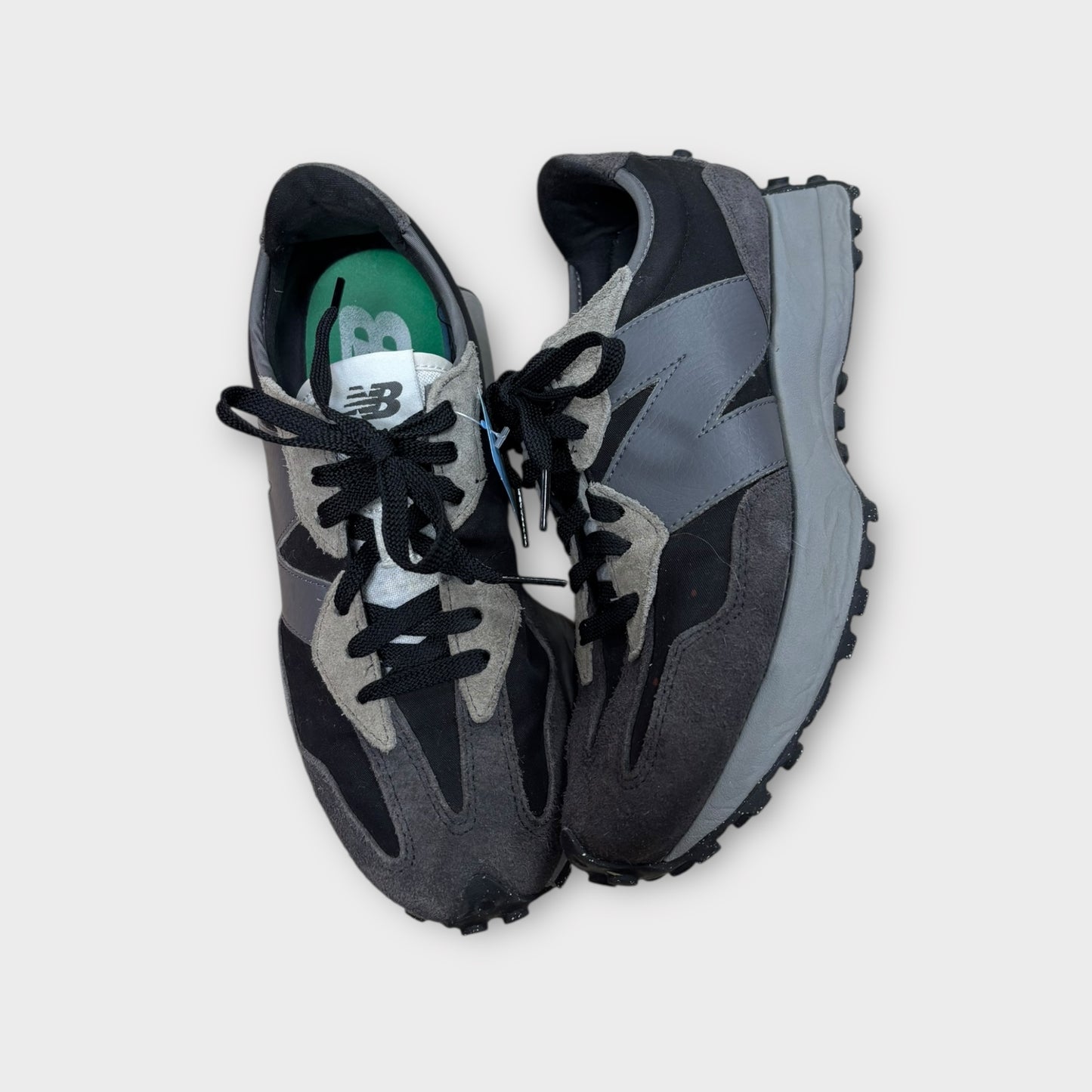 Women’s 7.5 New Balance