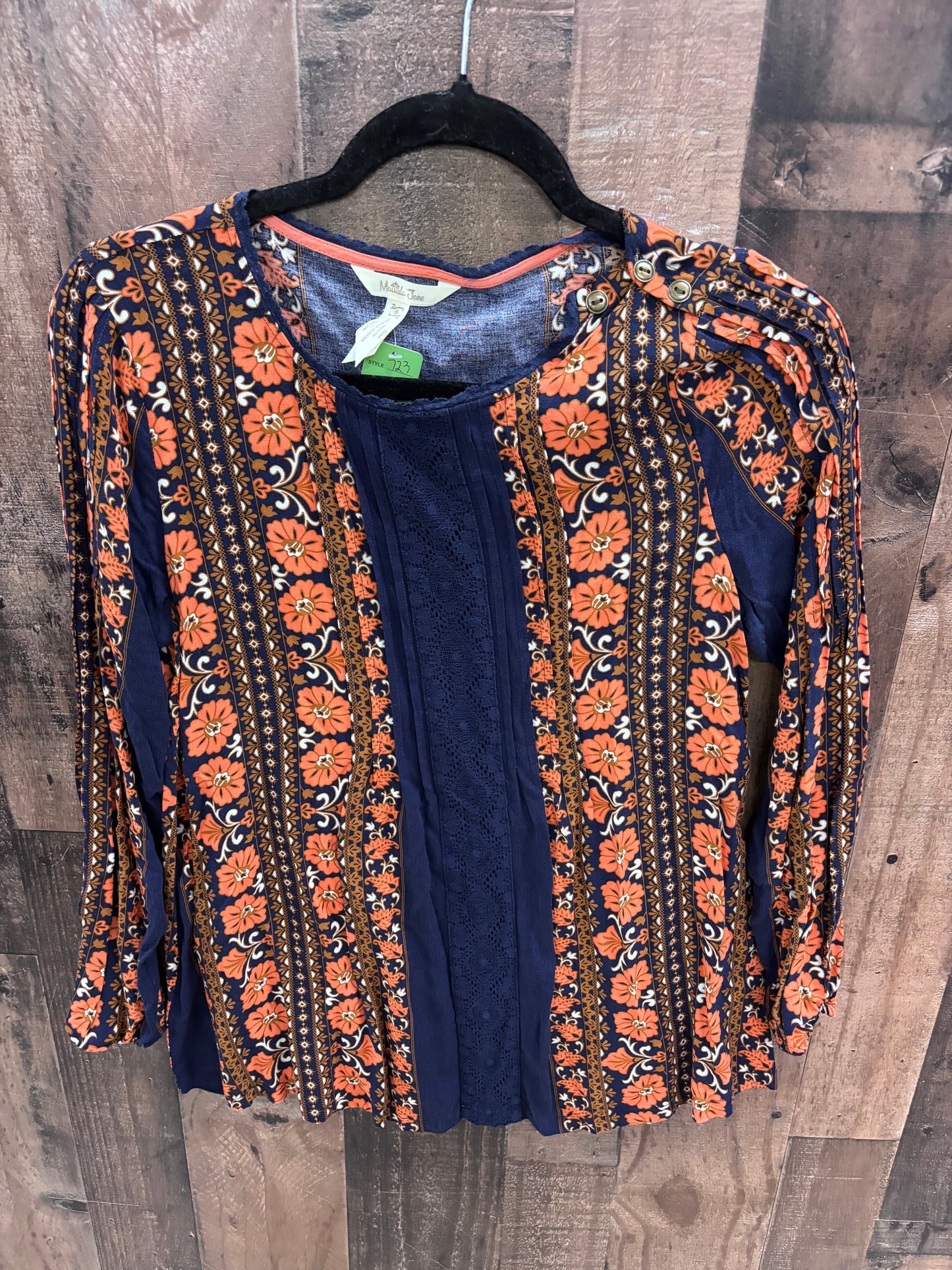 Women’s small Matilda Jane shirt