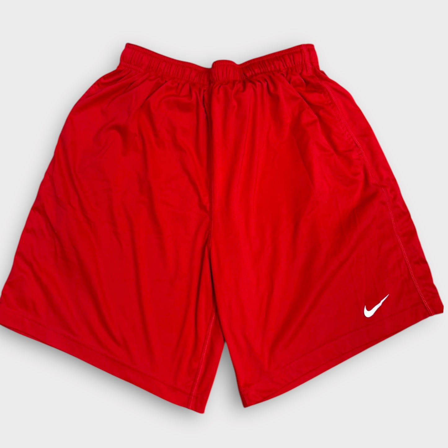 Men’s Nike shorts large