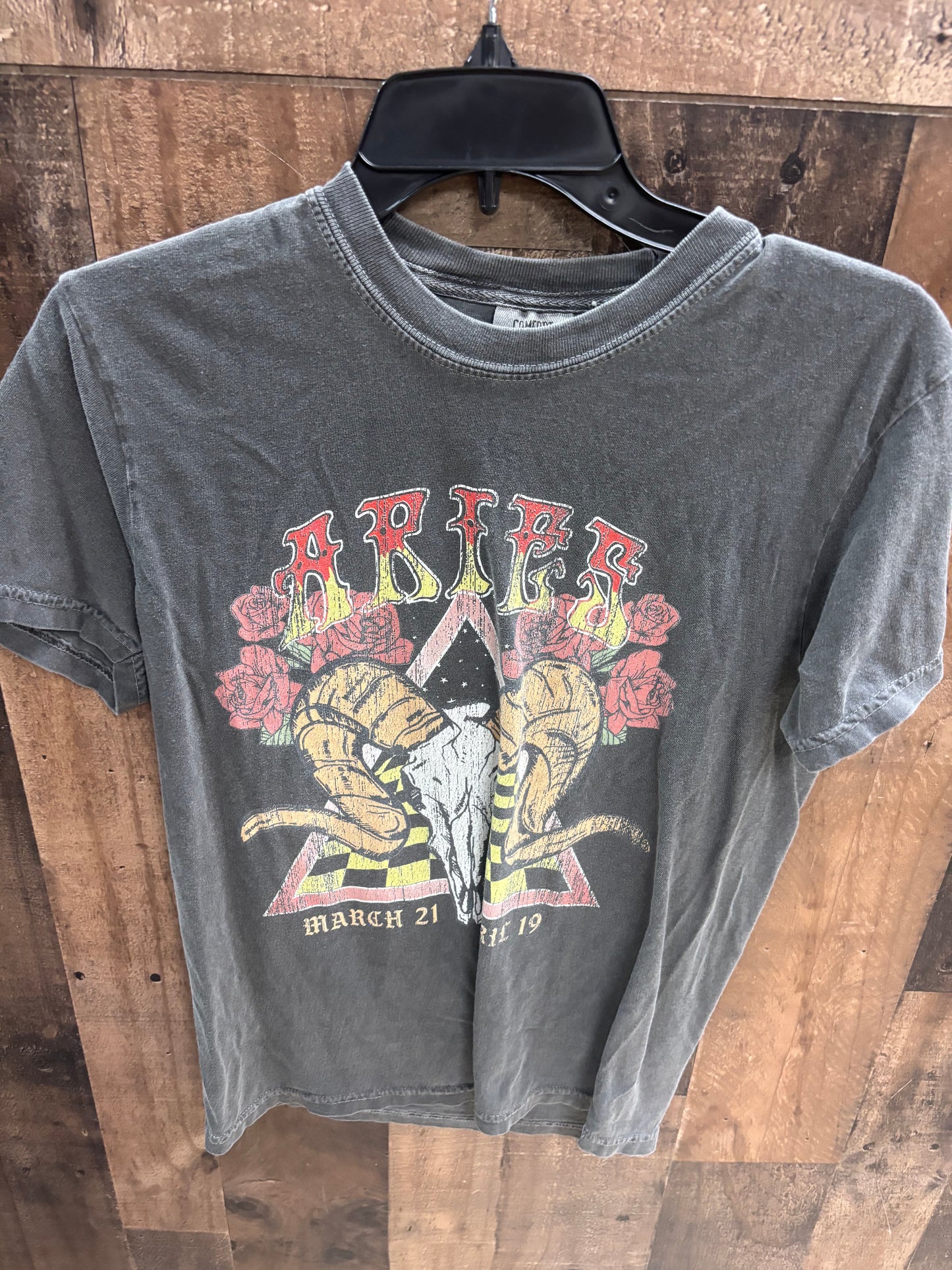 Women’s small graphic shirt