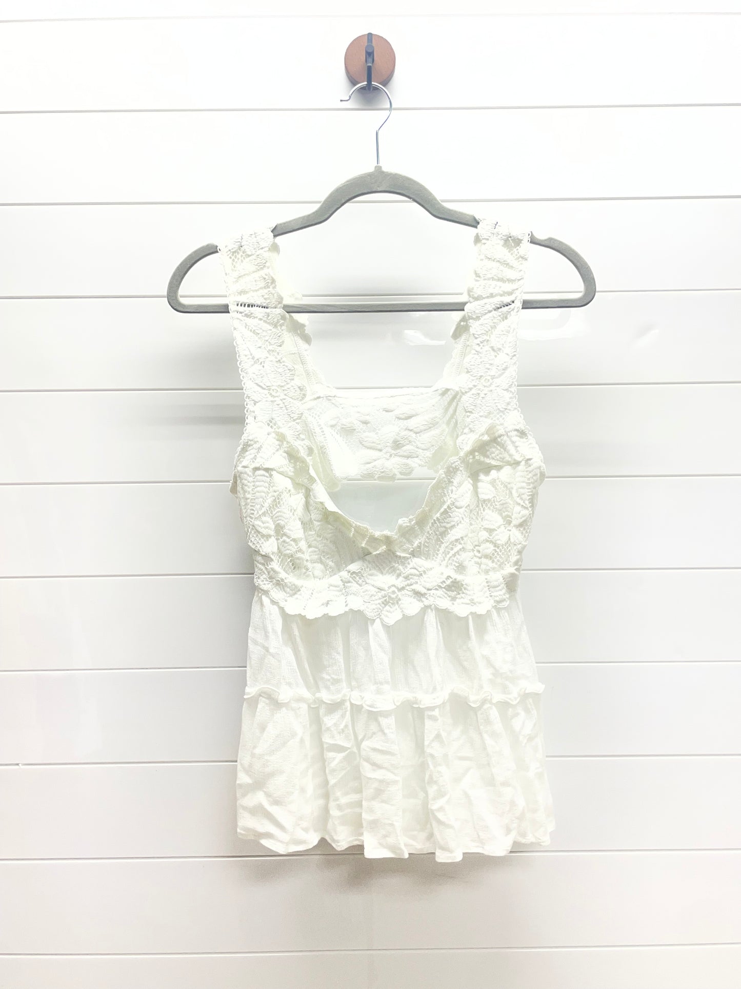 Women’s large tank