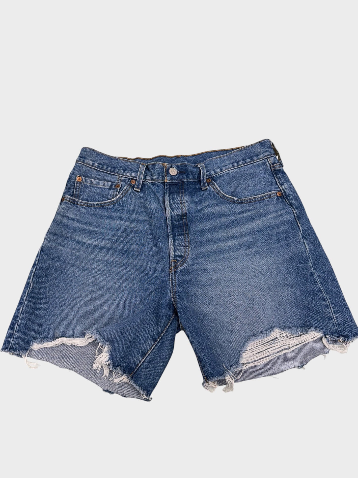 Women’s 32 Levi shorts like new