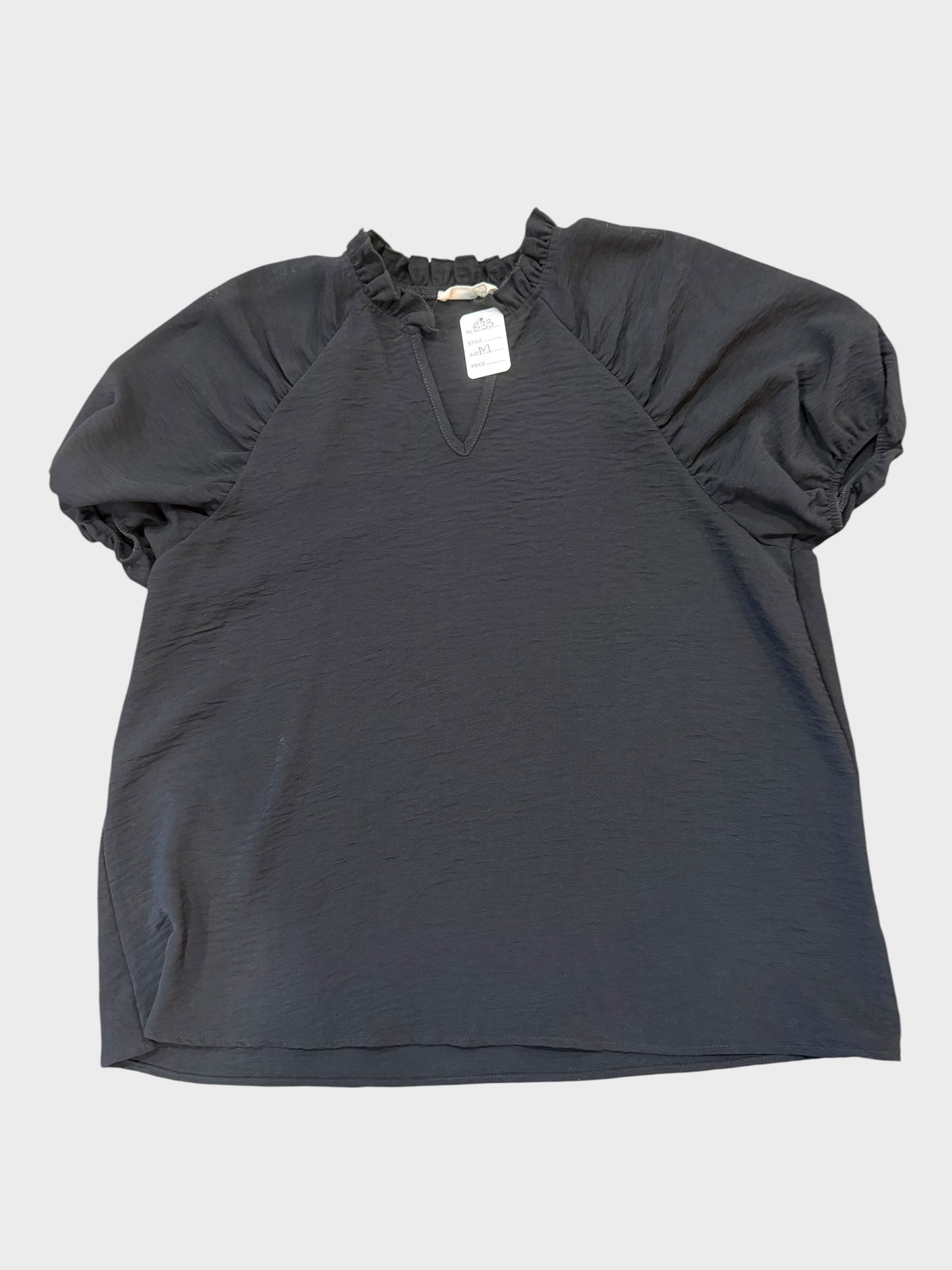 Women’s medium blouse