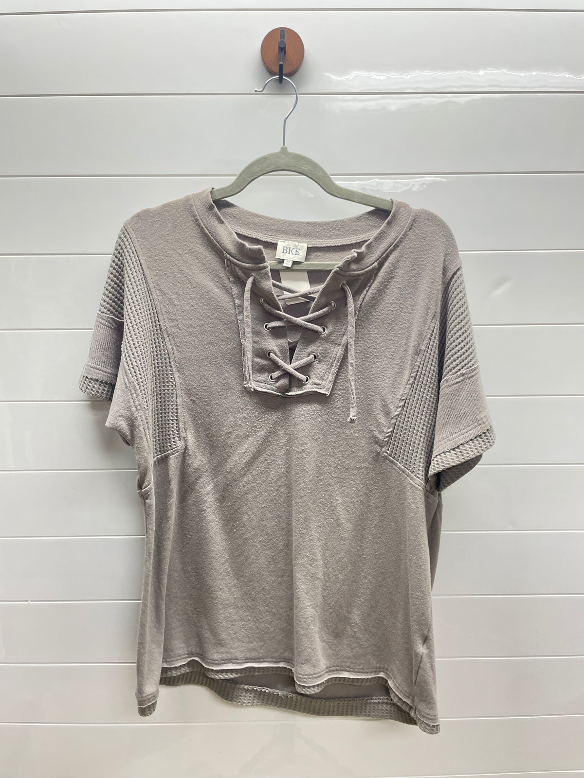 Women’s medium tee