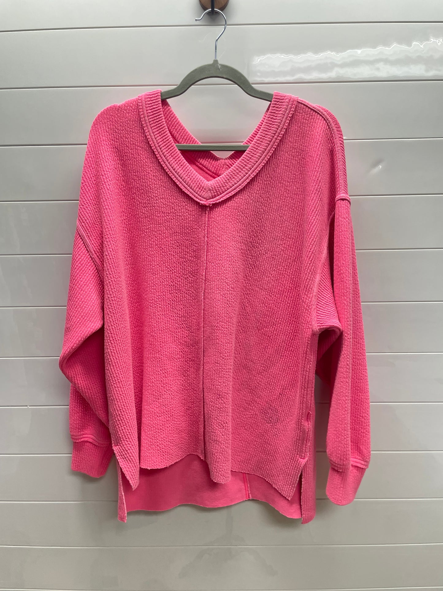 Women’s Medium Aerie Long Sleeve