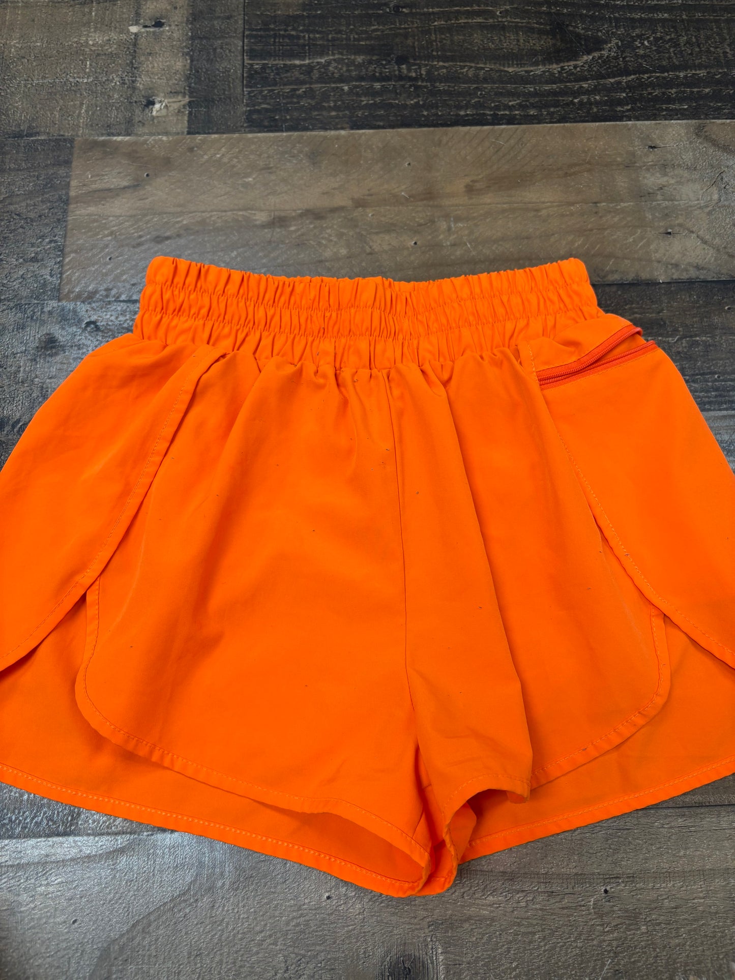 Women’s small shorts (pilling)