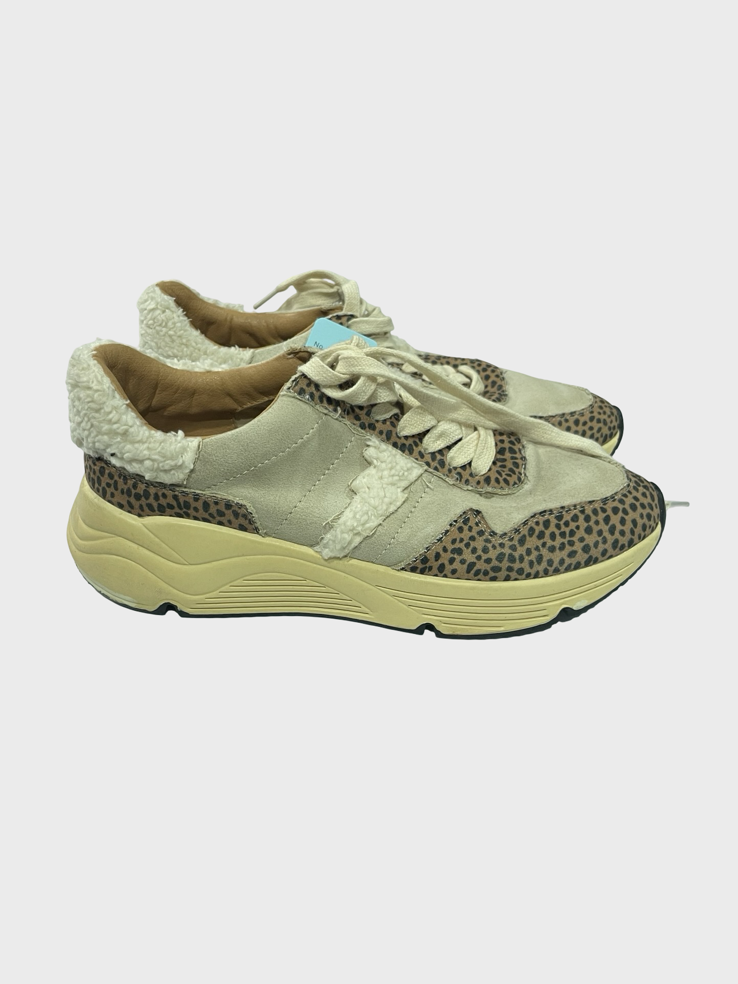 Women’s 7.5 Shoes (Color Fade on heel)