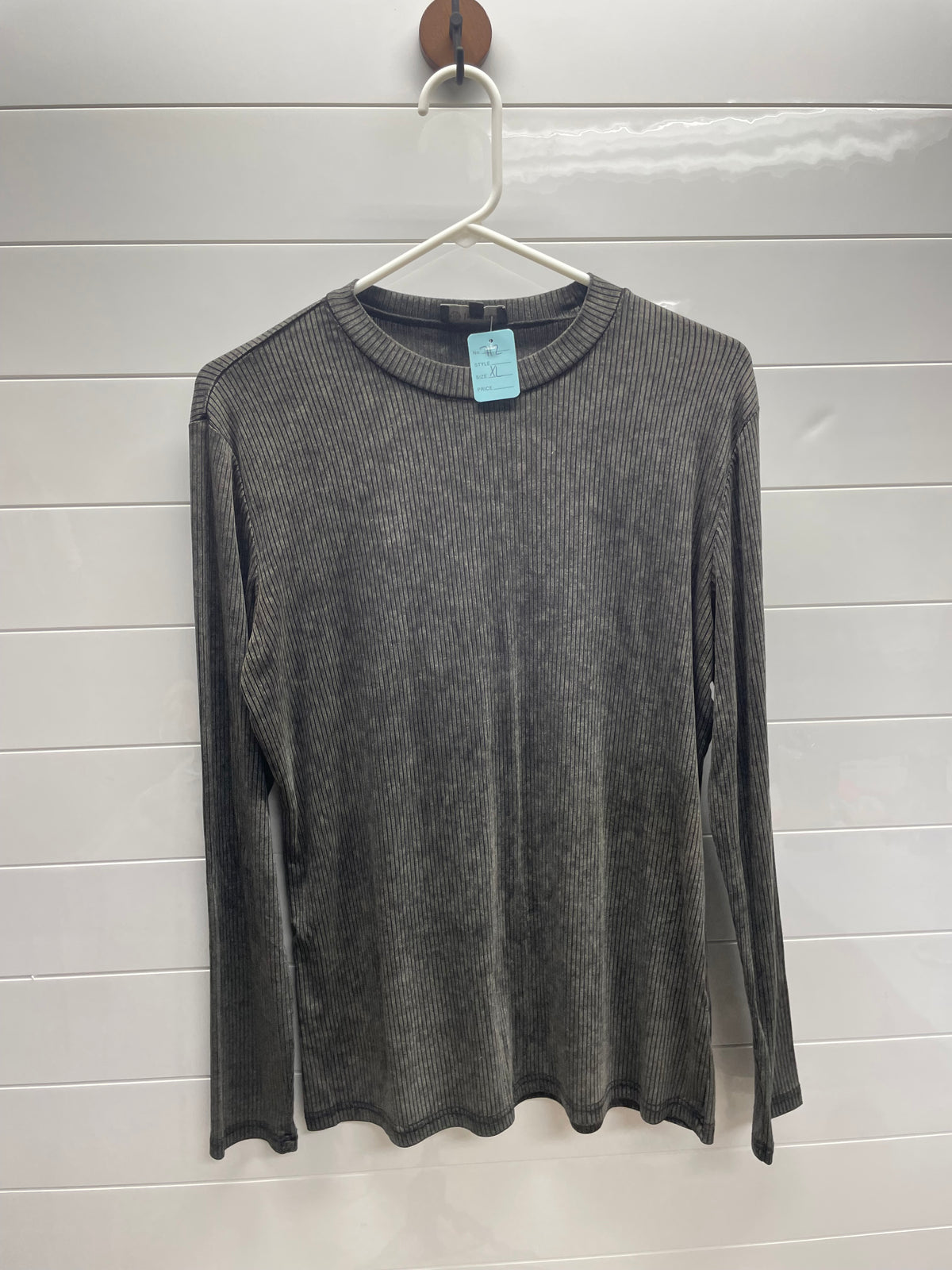 Women’s XL Long Sleeve