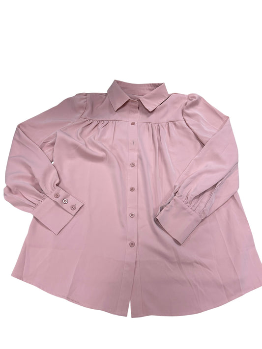 Women’s small button shirt