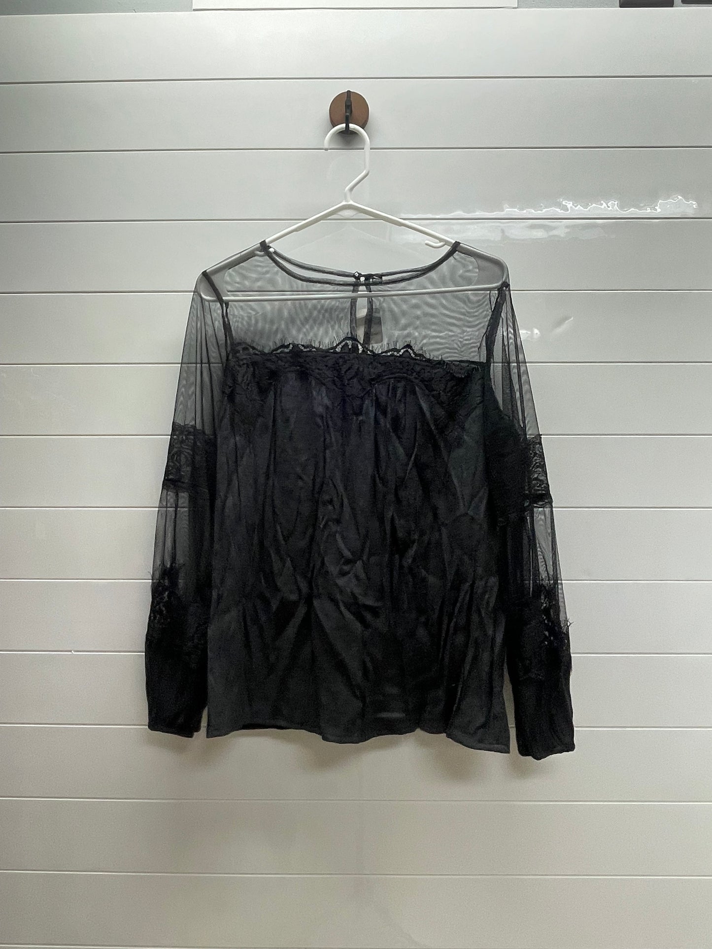 Women’s large long sleeve