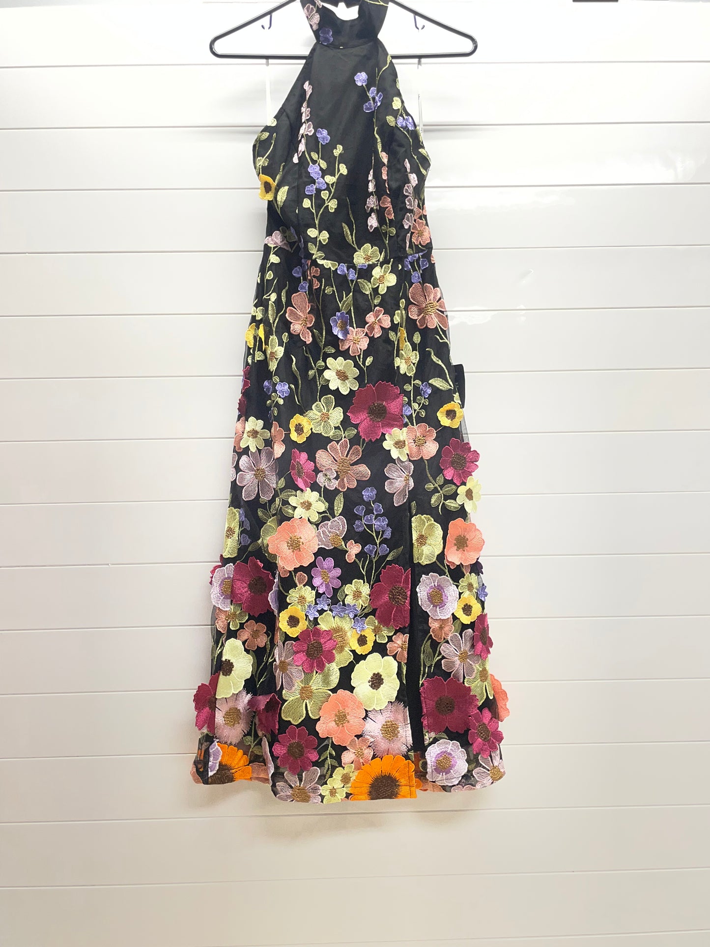 Women’s NWT Medium Lulus Dress