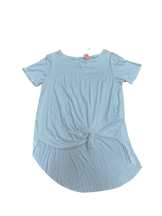 Women’s xl shirt