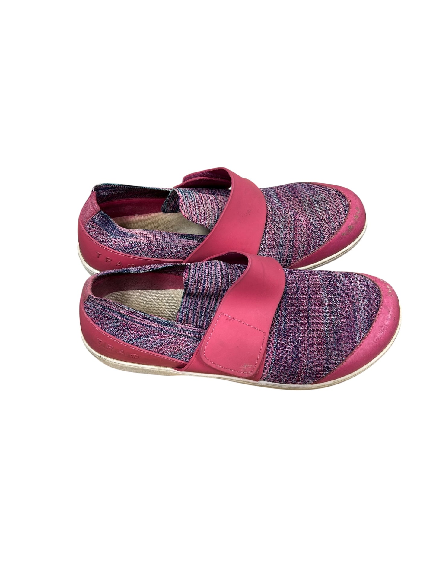 Womens 9.5-10 Traq shoes