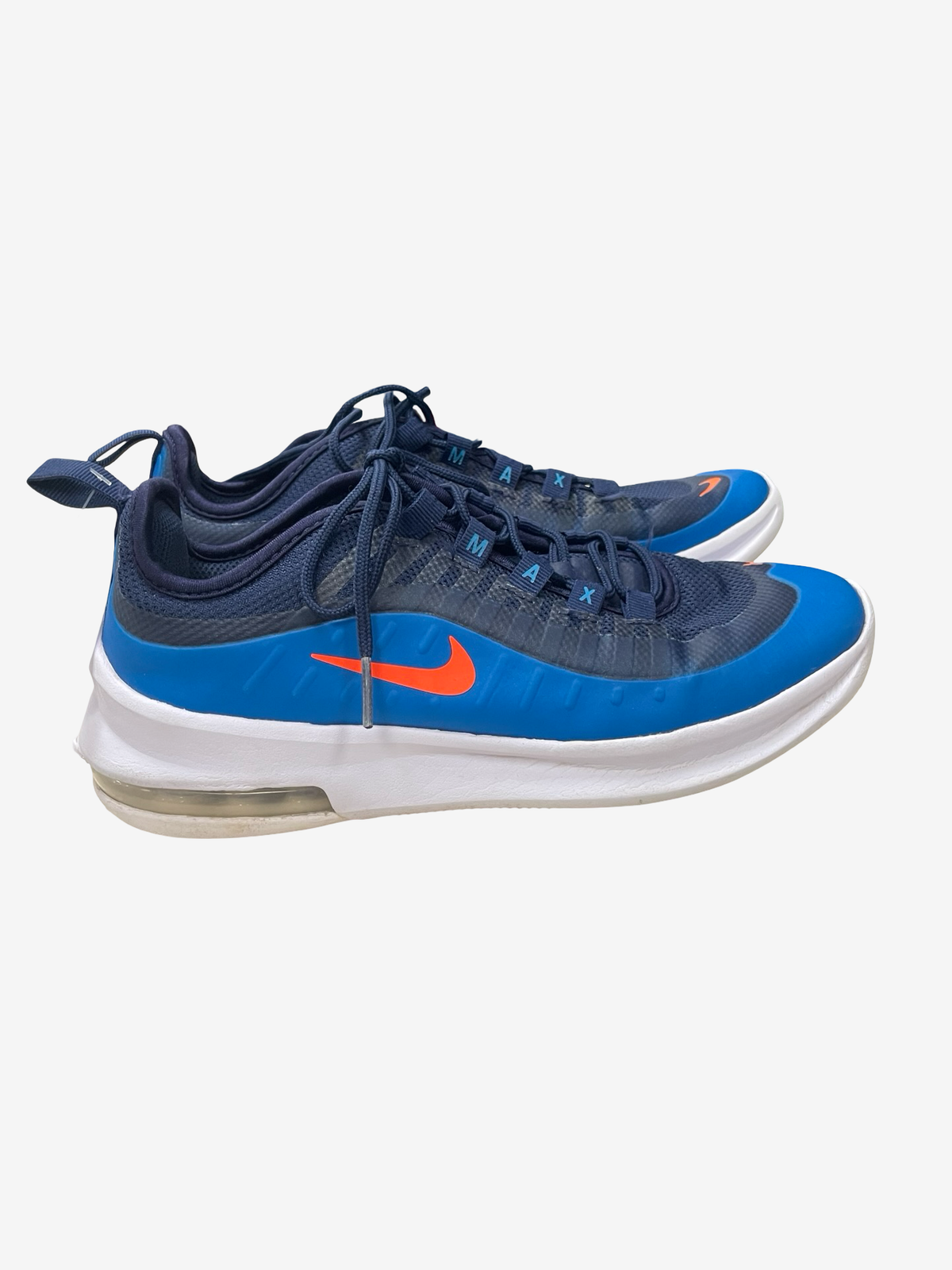 Boys 5Y Nikes