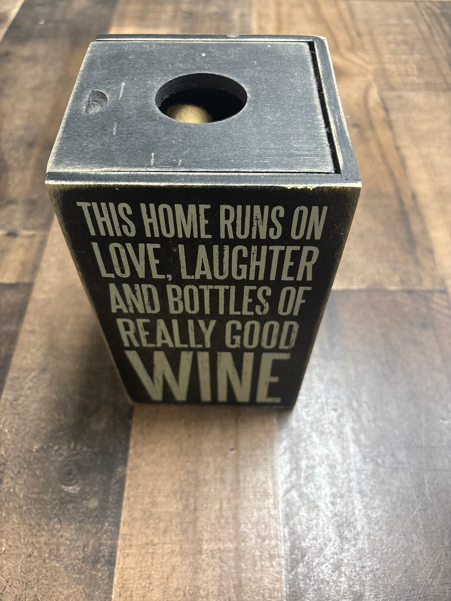 Decor cork holder