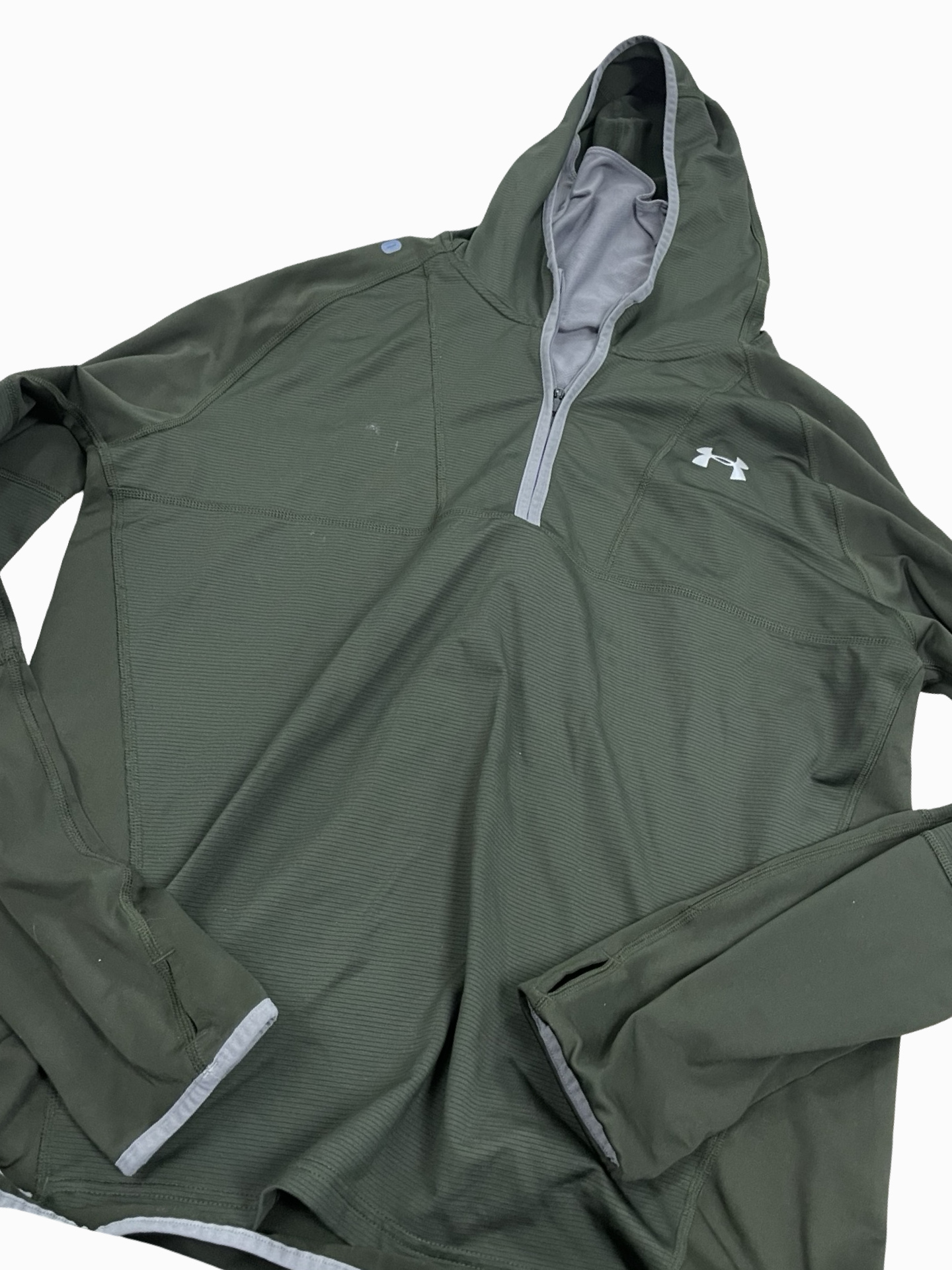 Men’s large UA (Small Spot)