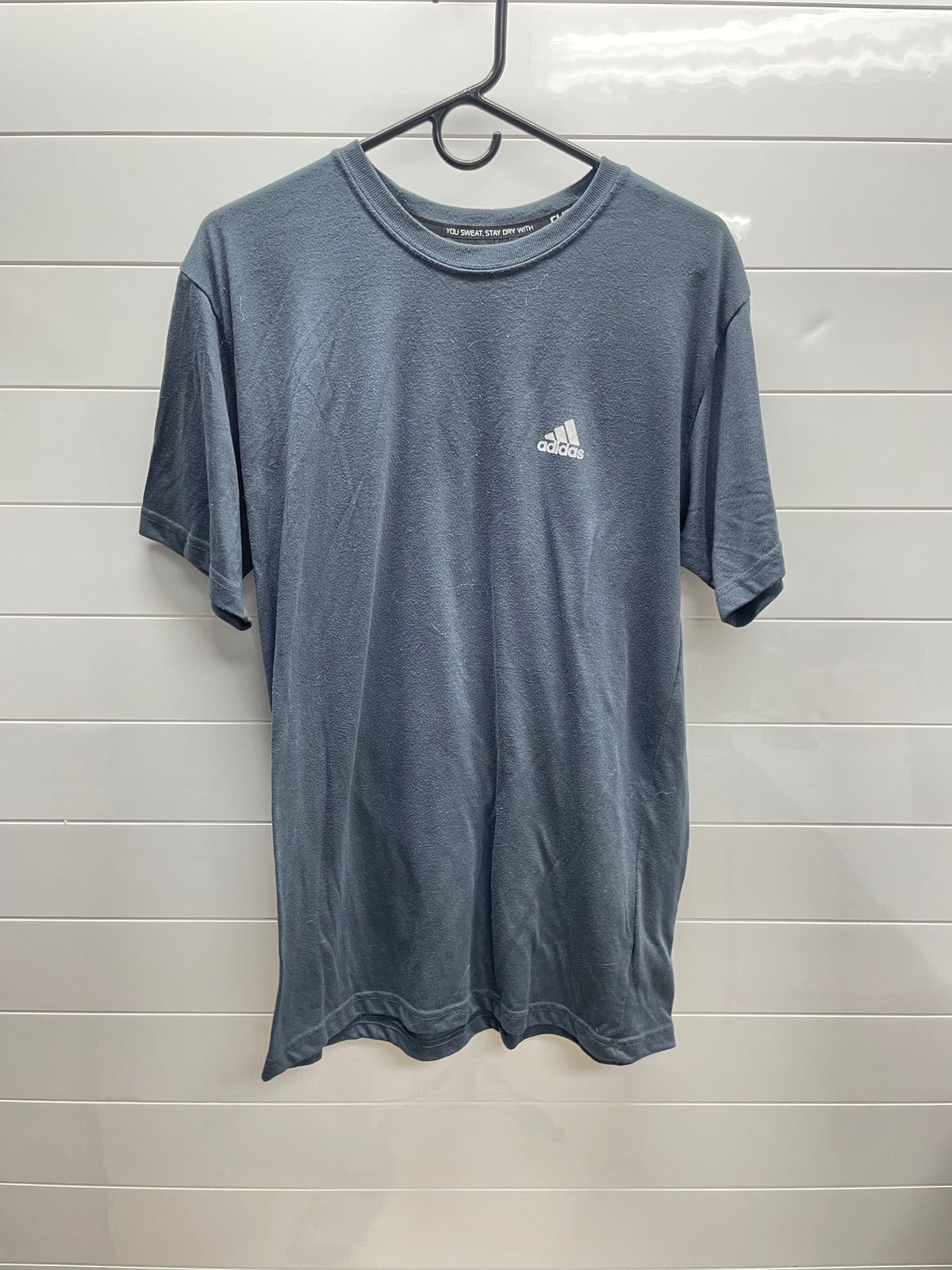 Men’s large adidas tee