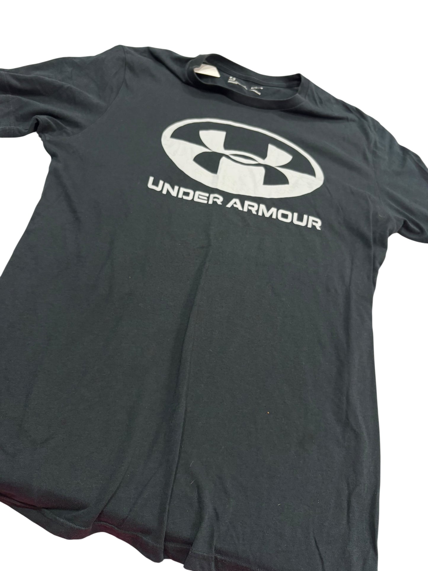 Men’s large ua shirt