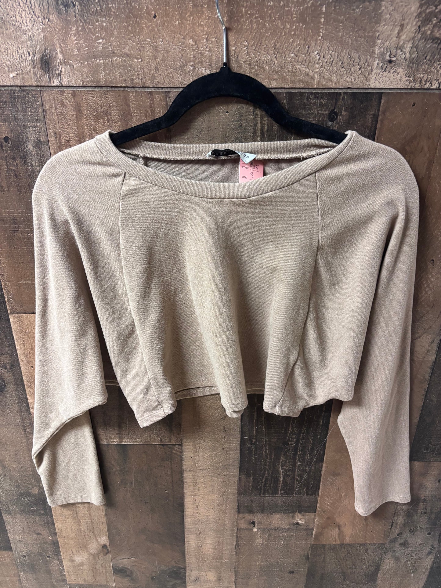 Women’s small cropped shirt