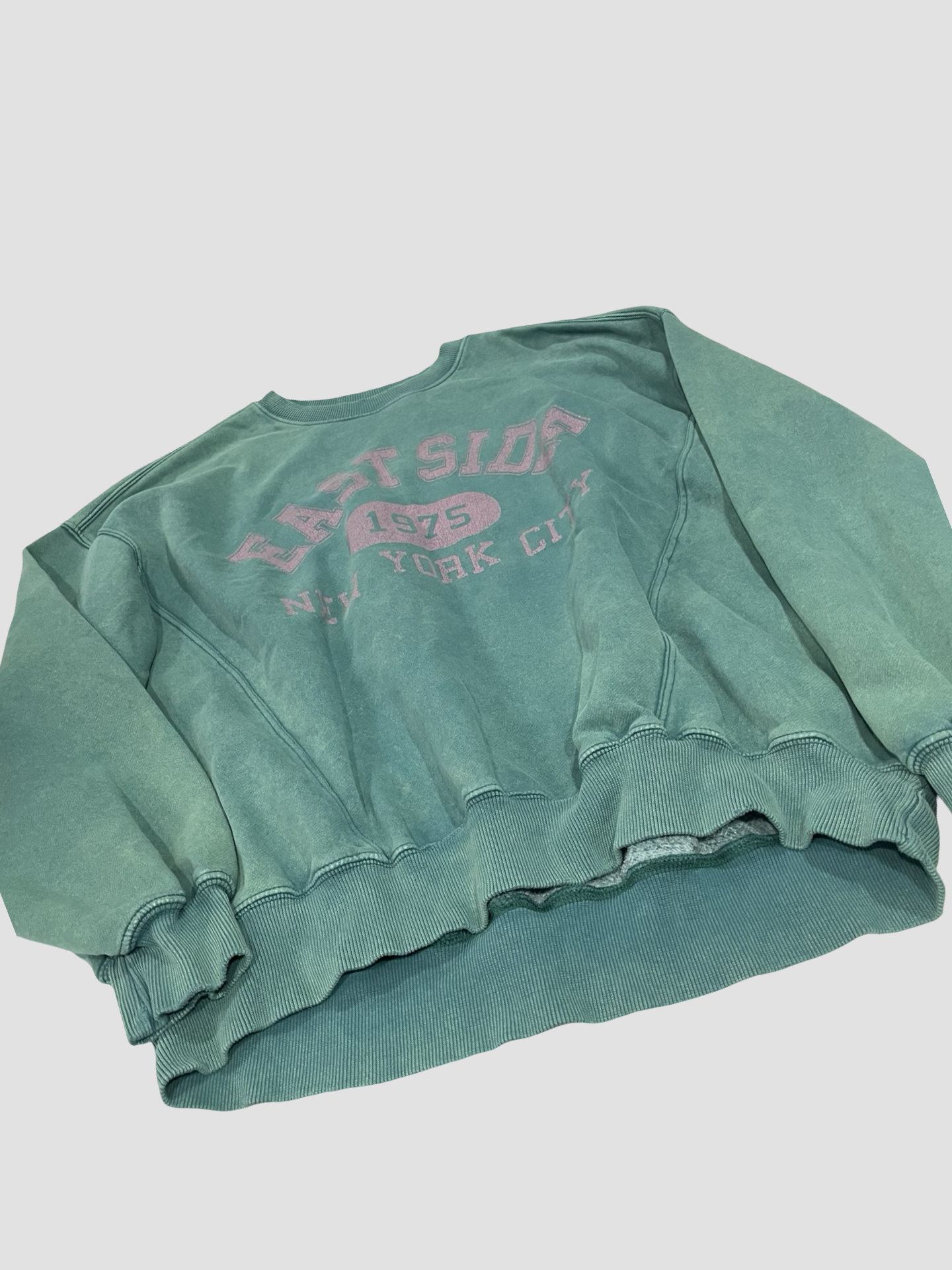Women’s medium Crewneck