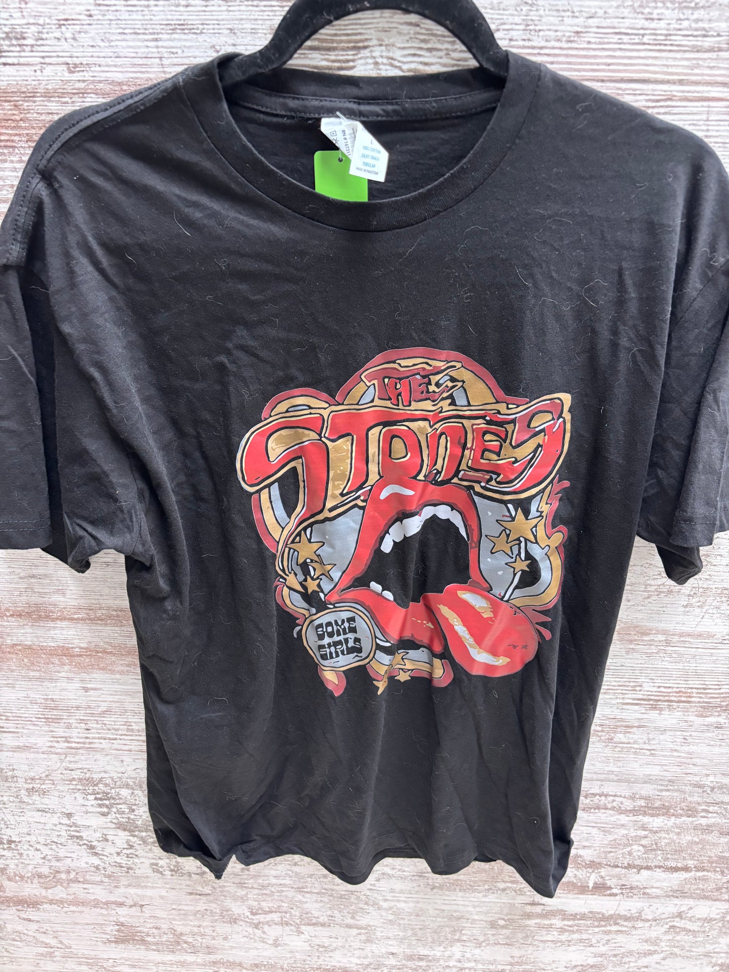 Women’s large graphic shirt