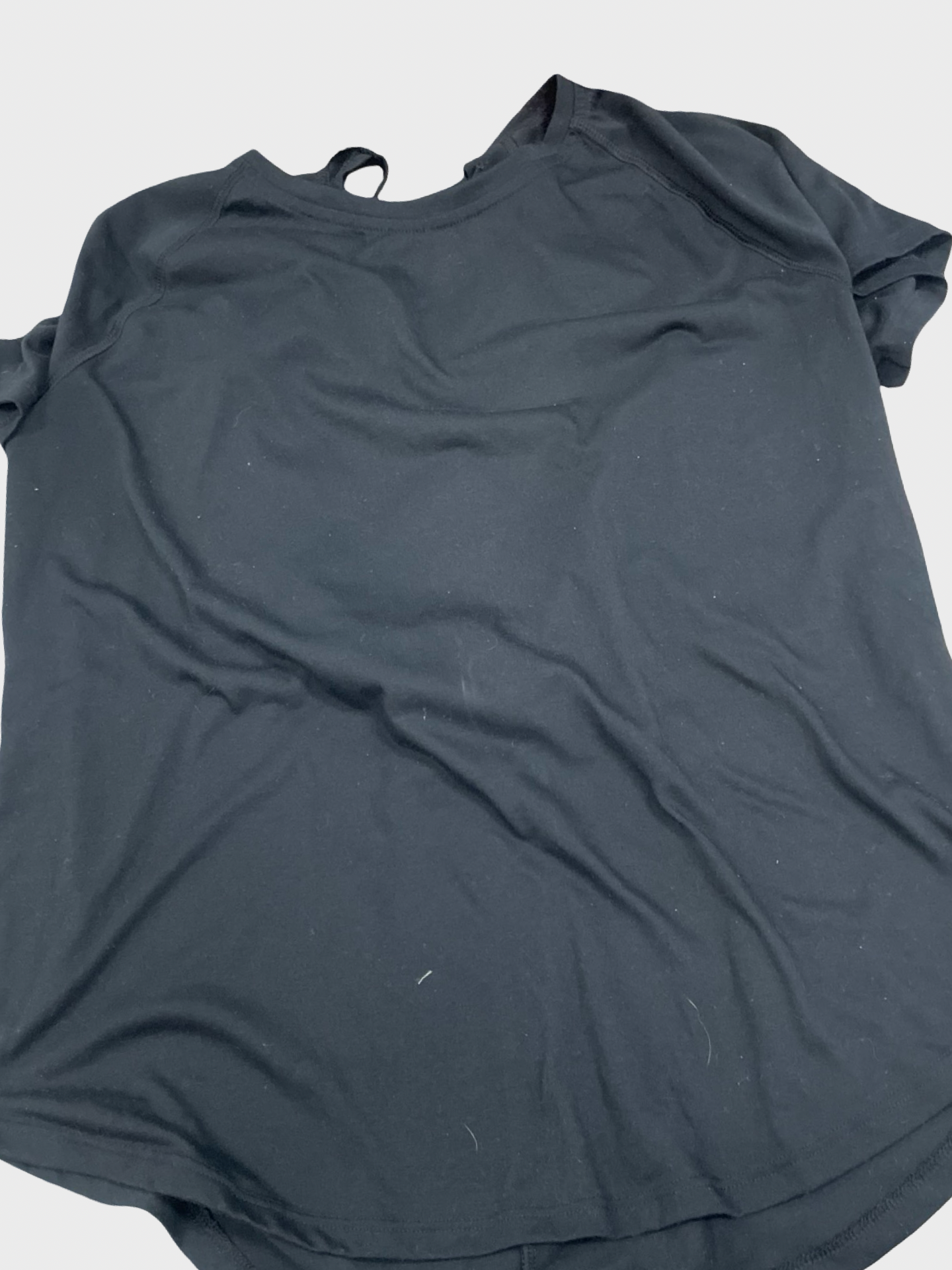 Women’s medium UA tee