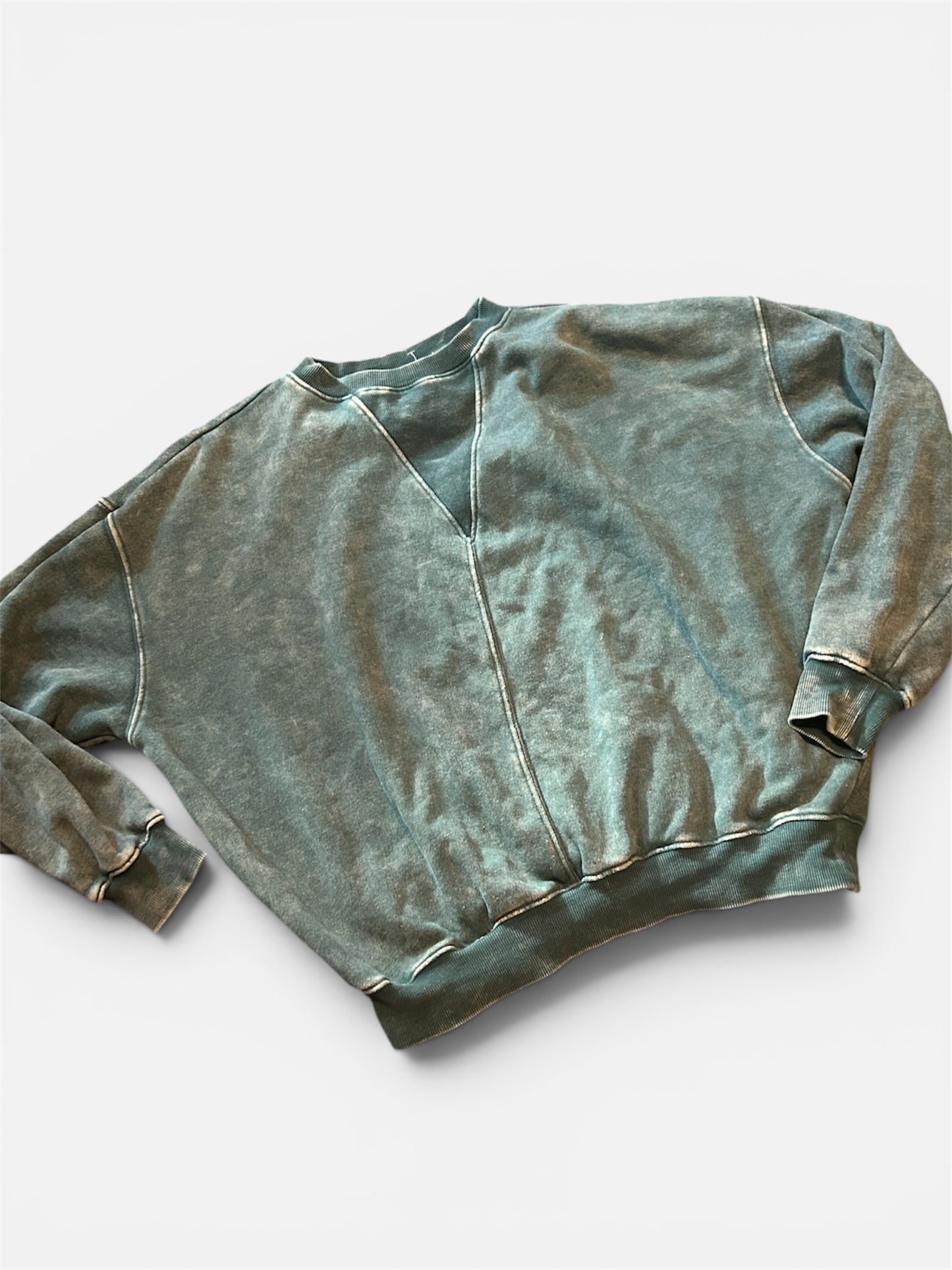 Women’s small crewneck