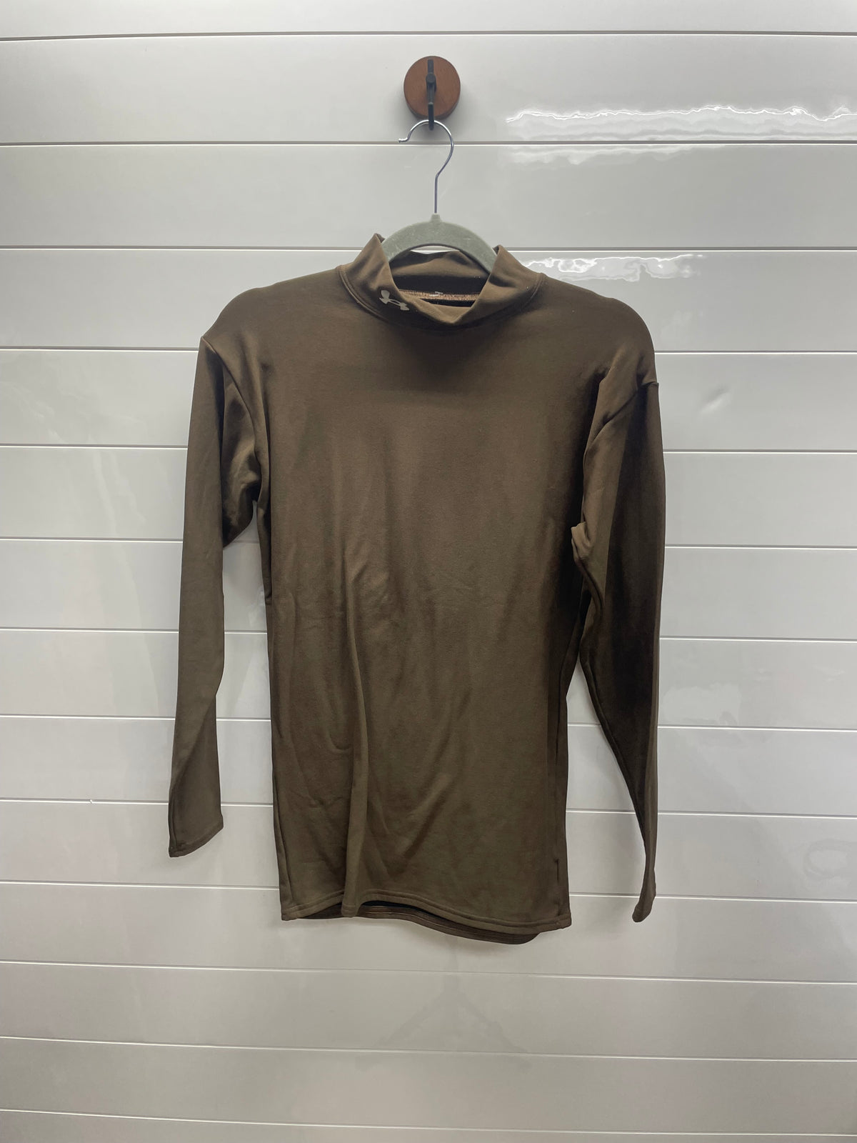 Men’s large UA