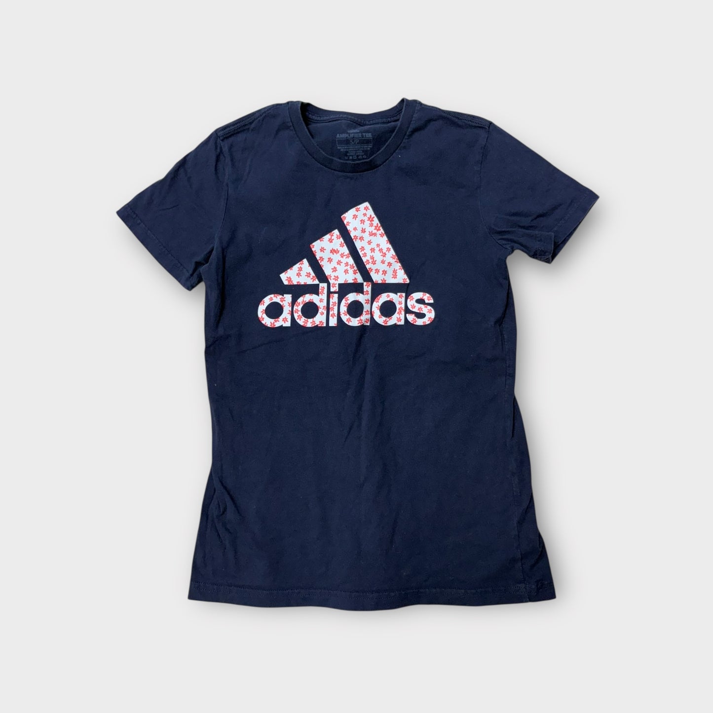 Women’s small adidas shirt