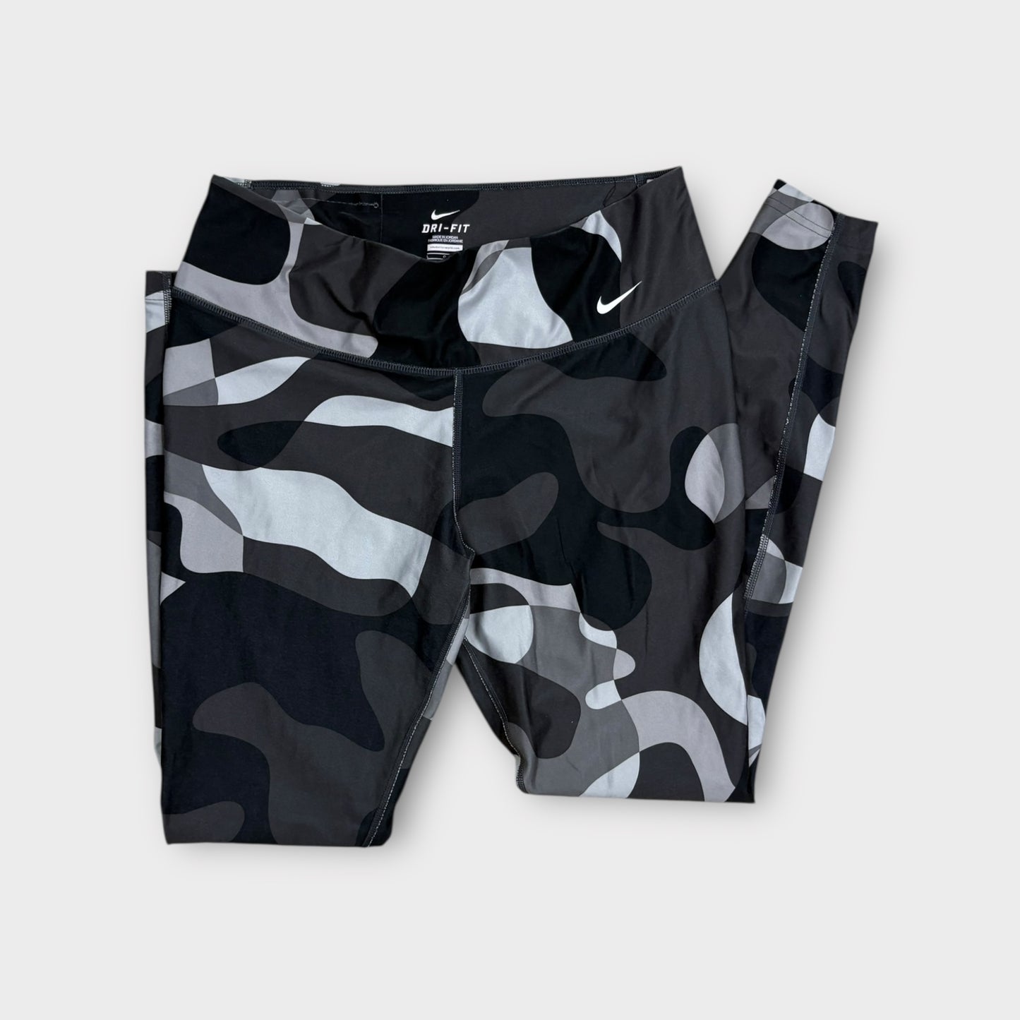 Women’s Nike leggings- Large