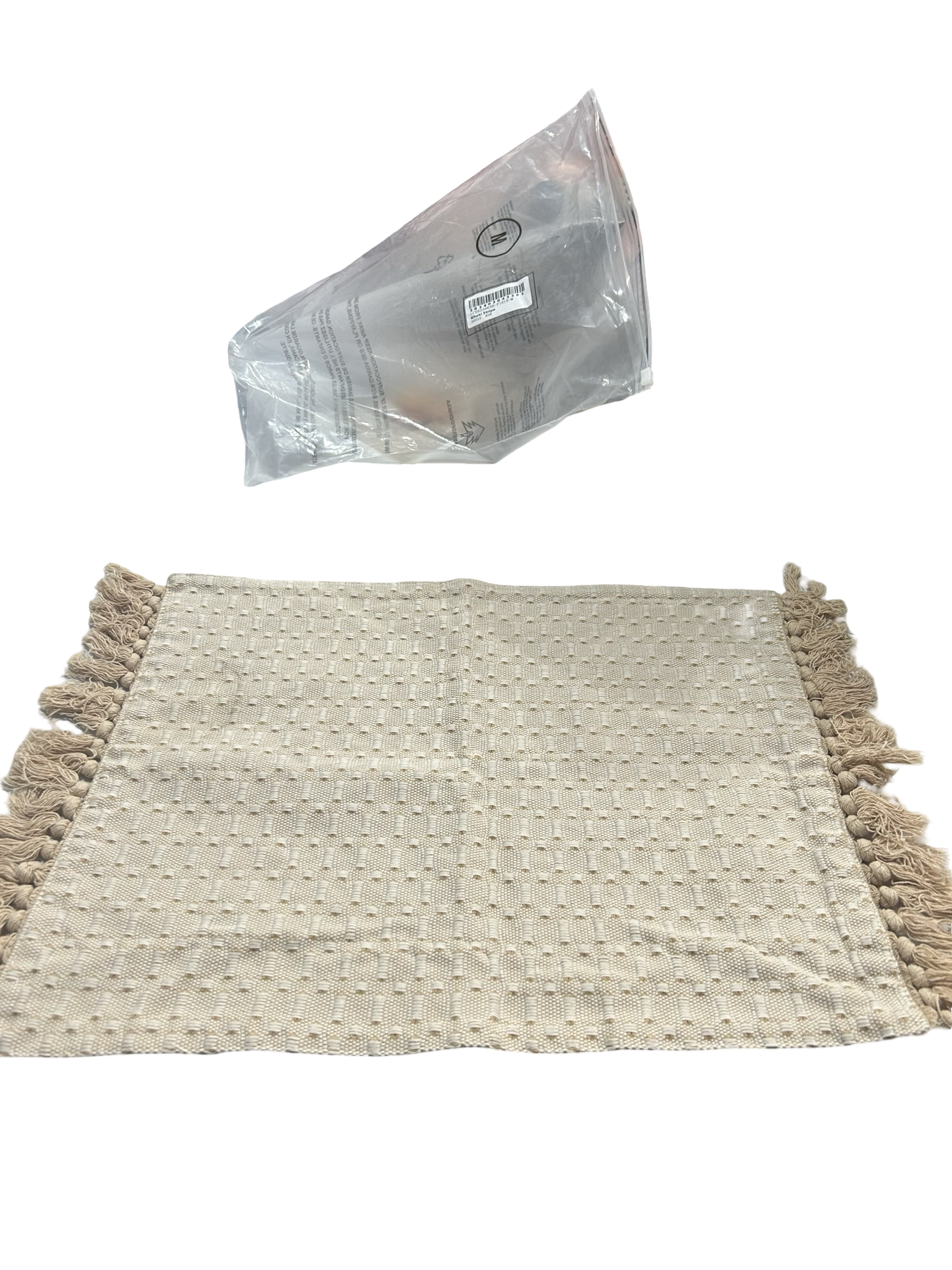 2 placemats