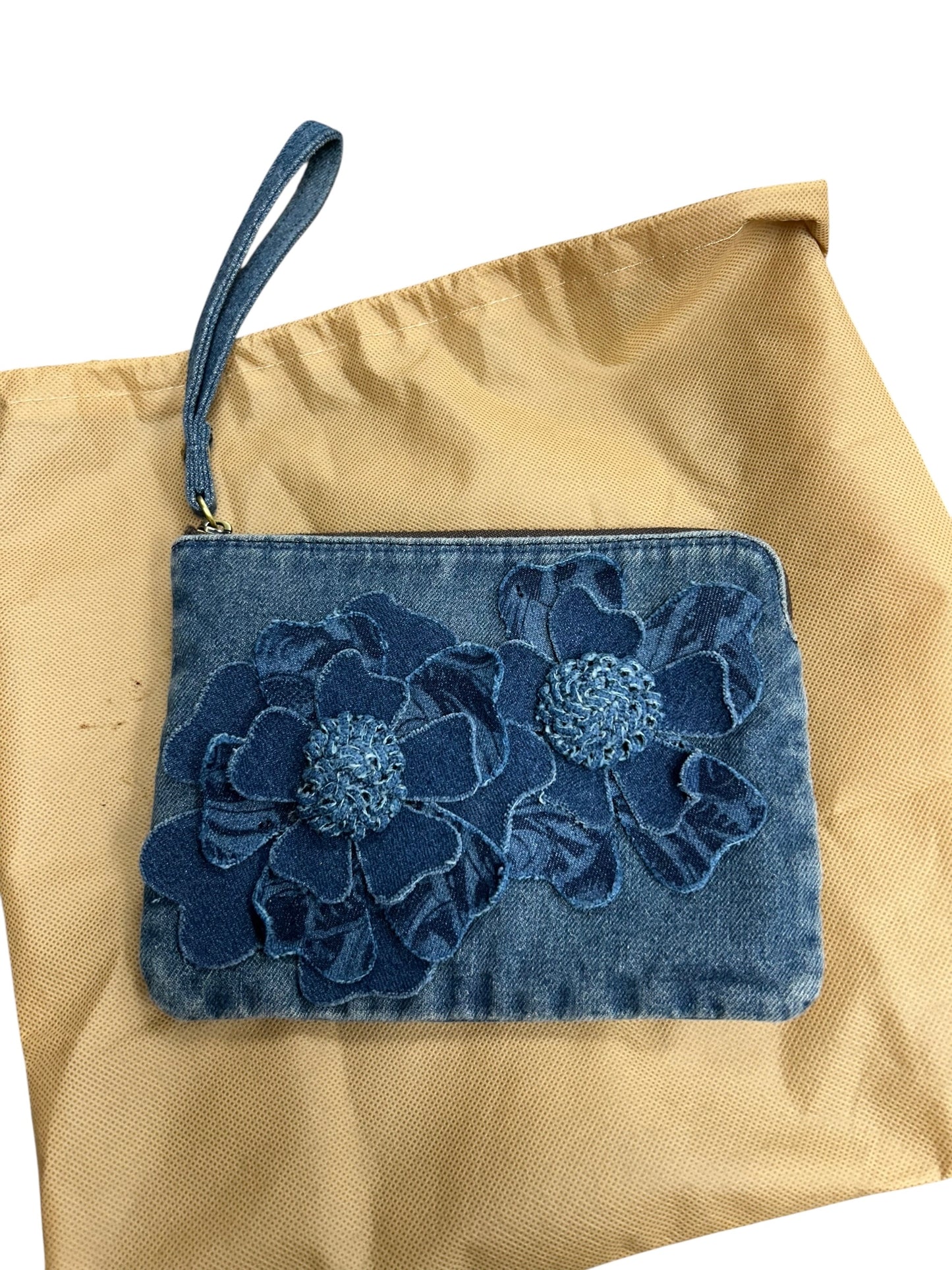 Patricia nash wristlet
