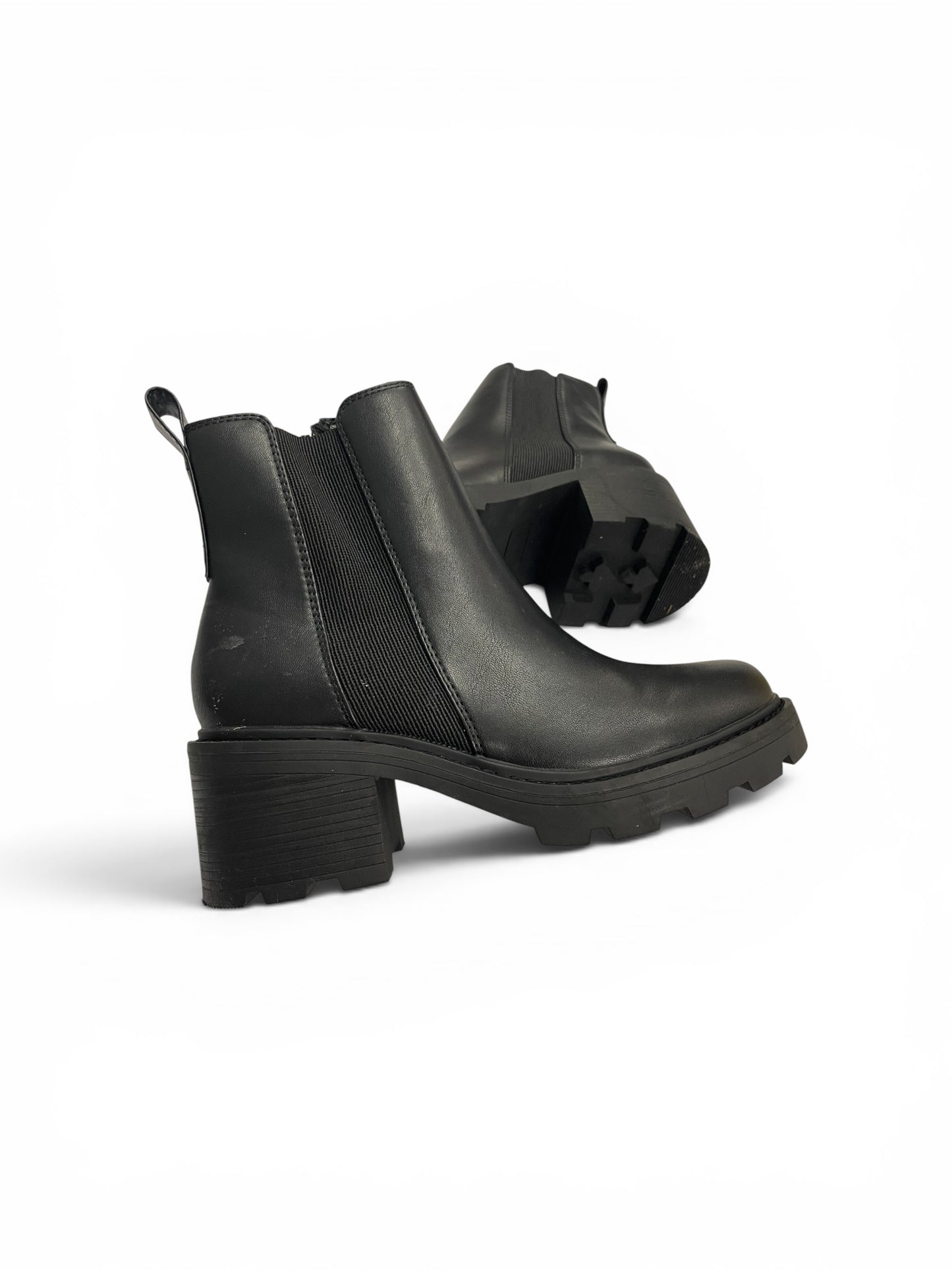 Women’s 8.5 Boots