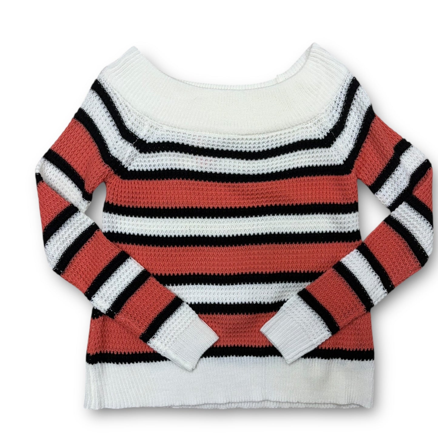 Women’s sweater- small