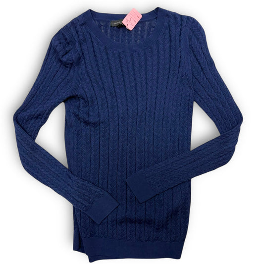 Women’s sweater- small